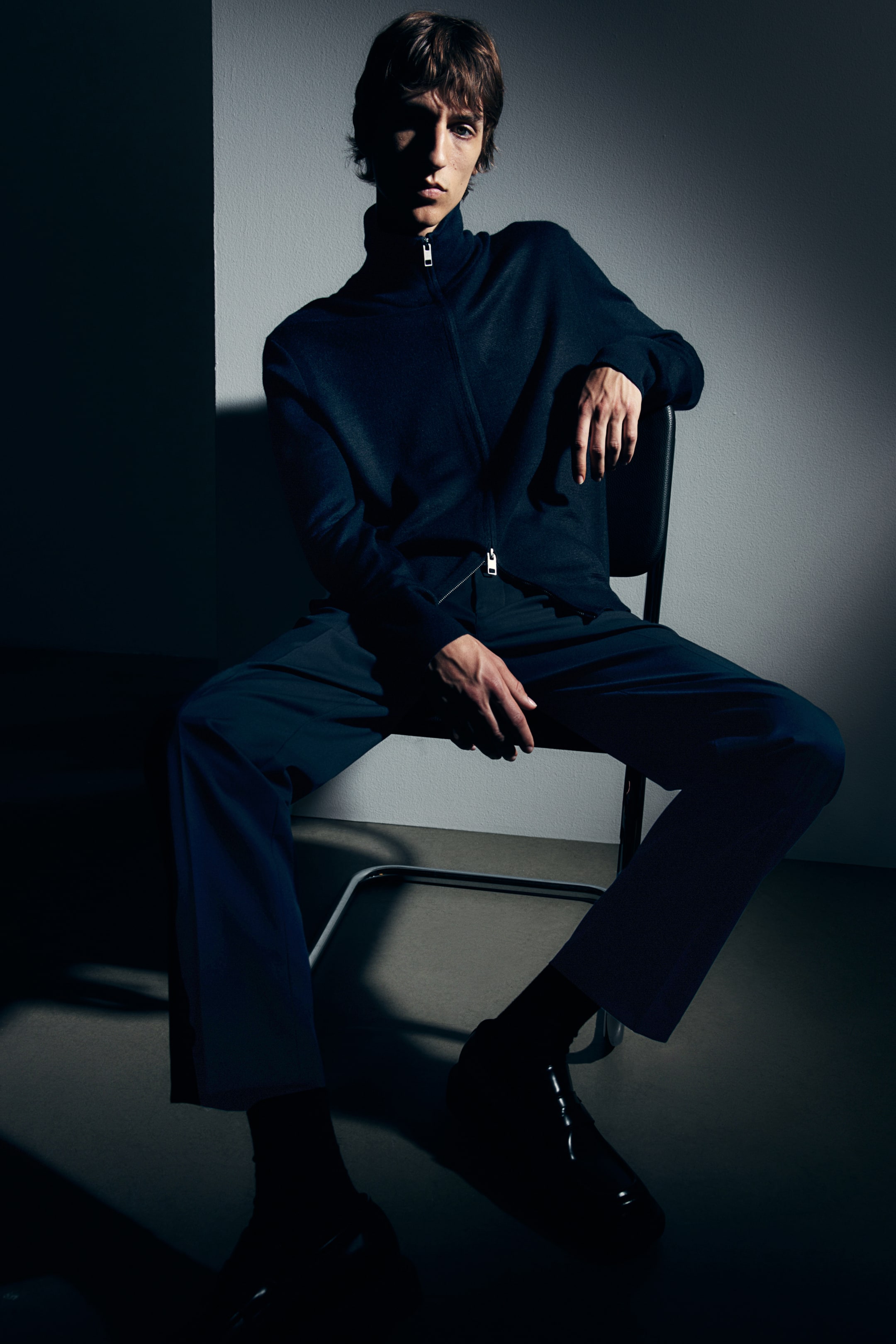 Кардиган H-M на молнии 5690₽