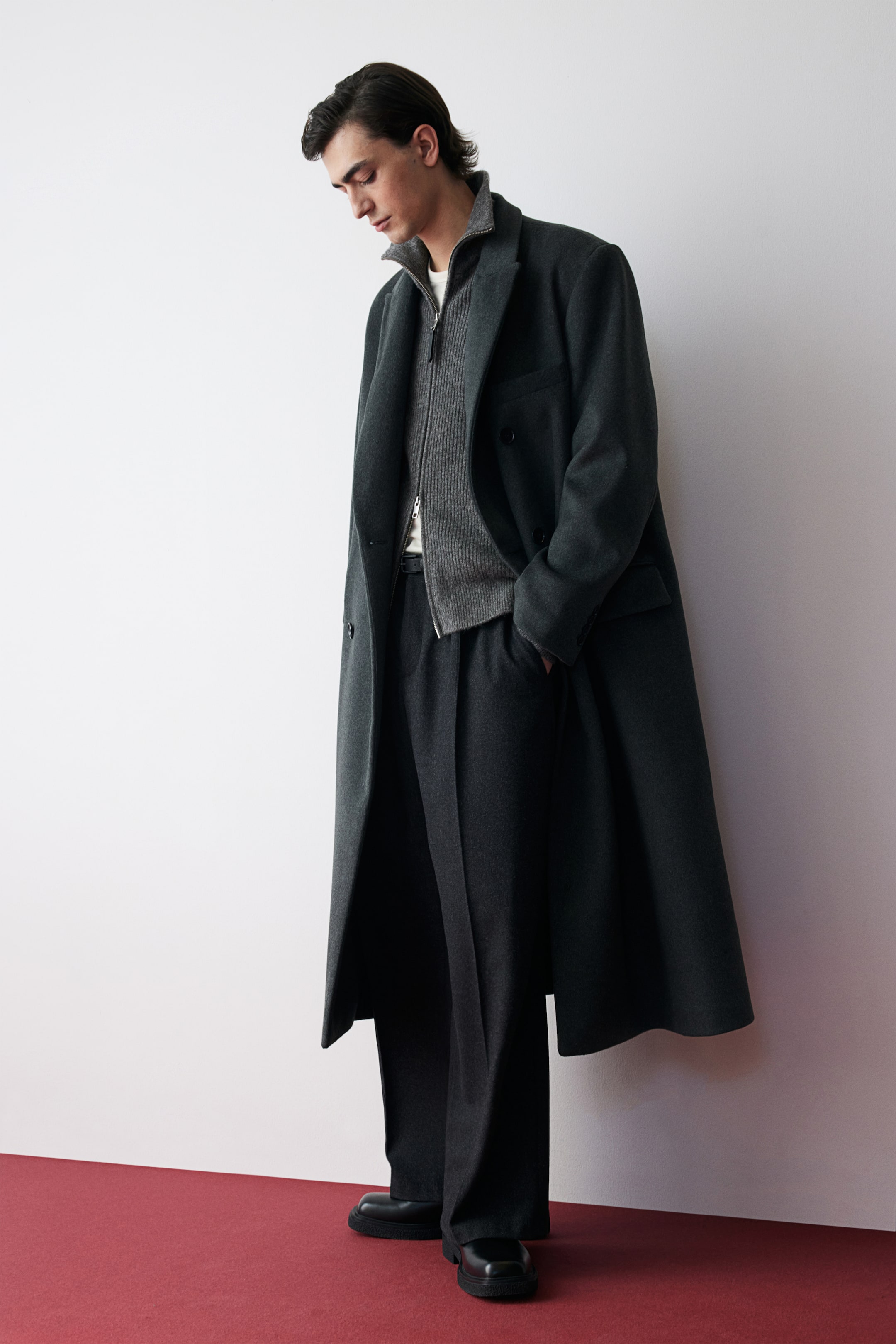 Кардиган из трикотажа в рубчик H-M Regular Fit 9590₽