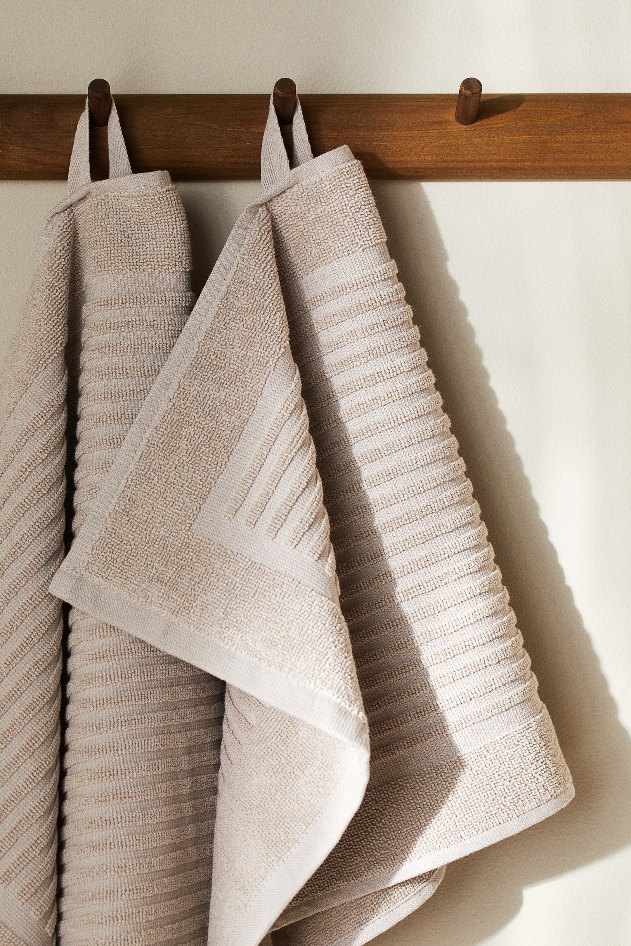 Махровое полотенце для гостей из хлопка H-M 1690₽