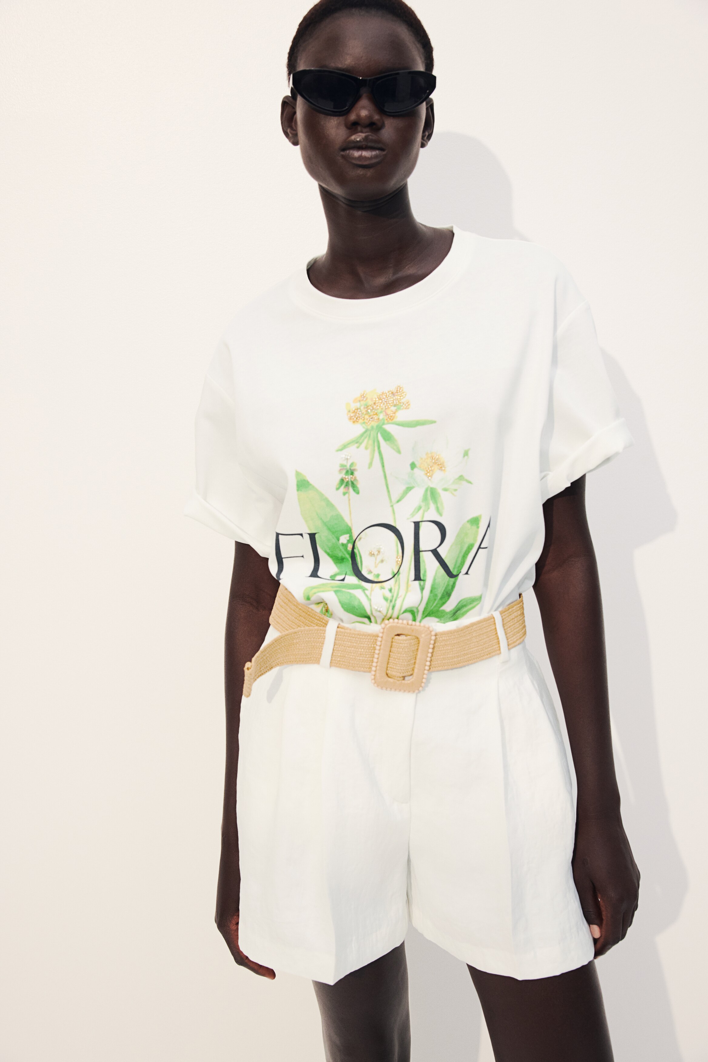 Шорты из саржи с поясом от H&M