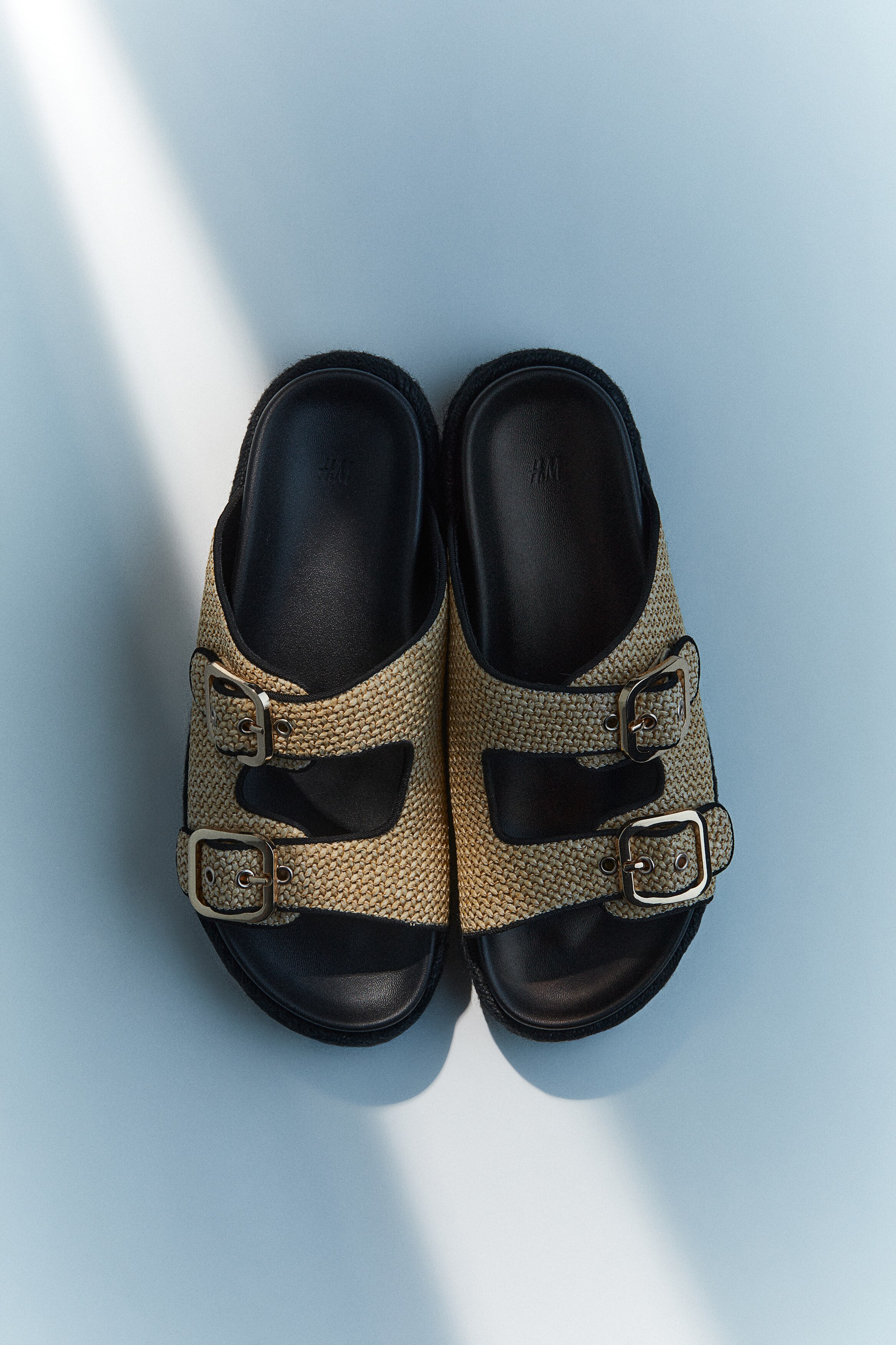 Босоножки в стиле эспадрильи от H-M 7590₽