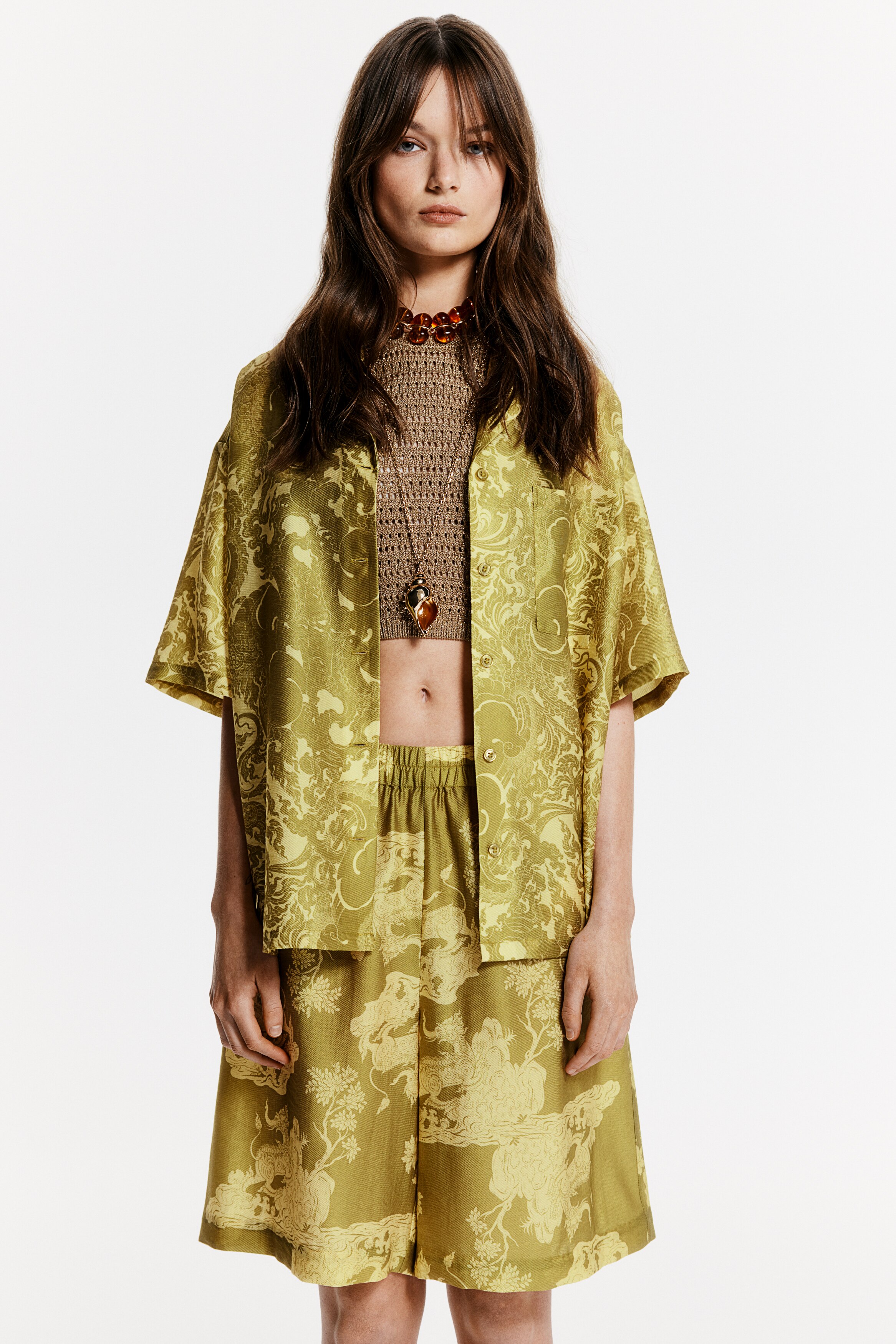 Курортная рубашка с рисунком от H&M