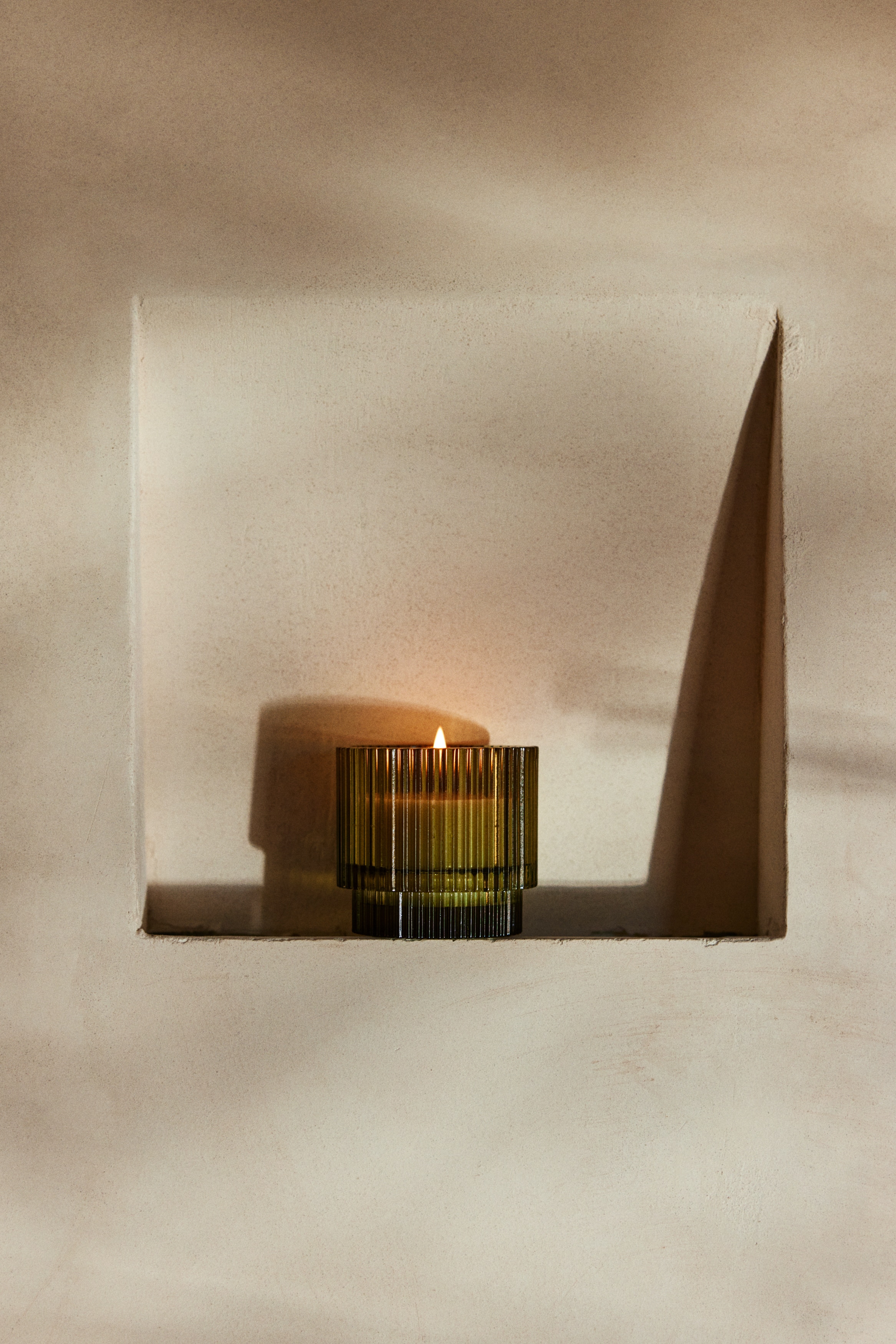 Ароматическая свеча H-M 1590₽