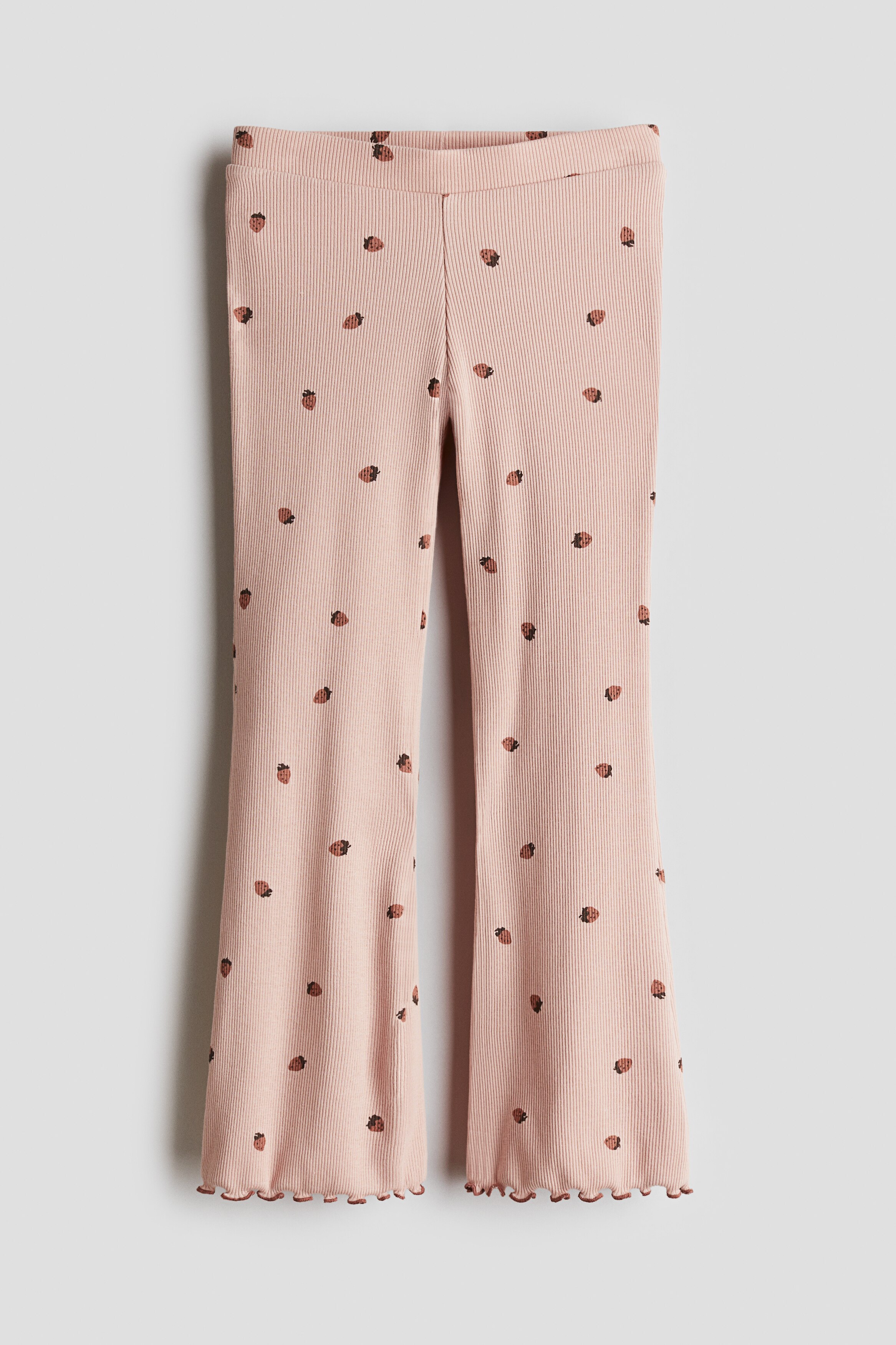 Light pink/strawberries