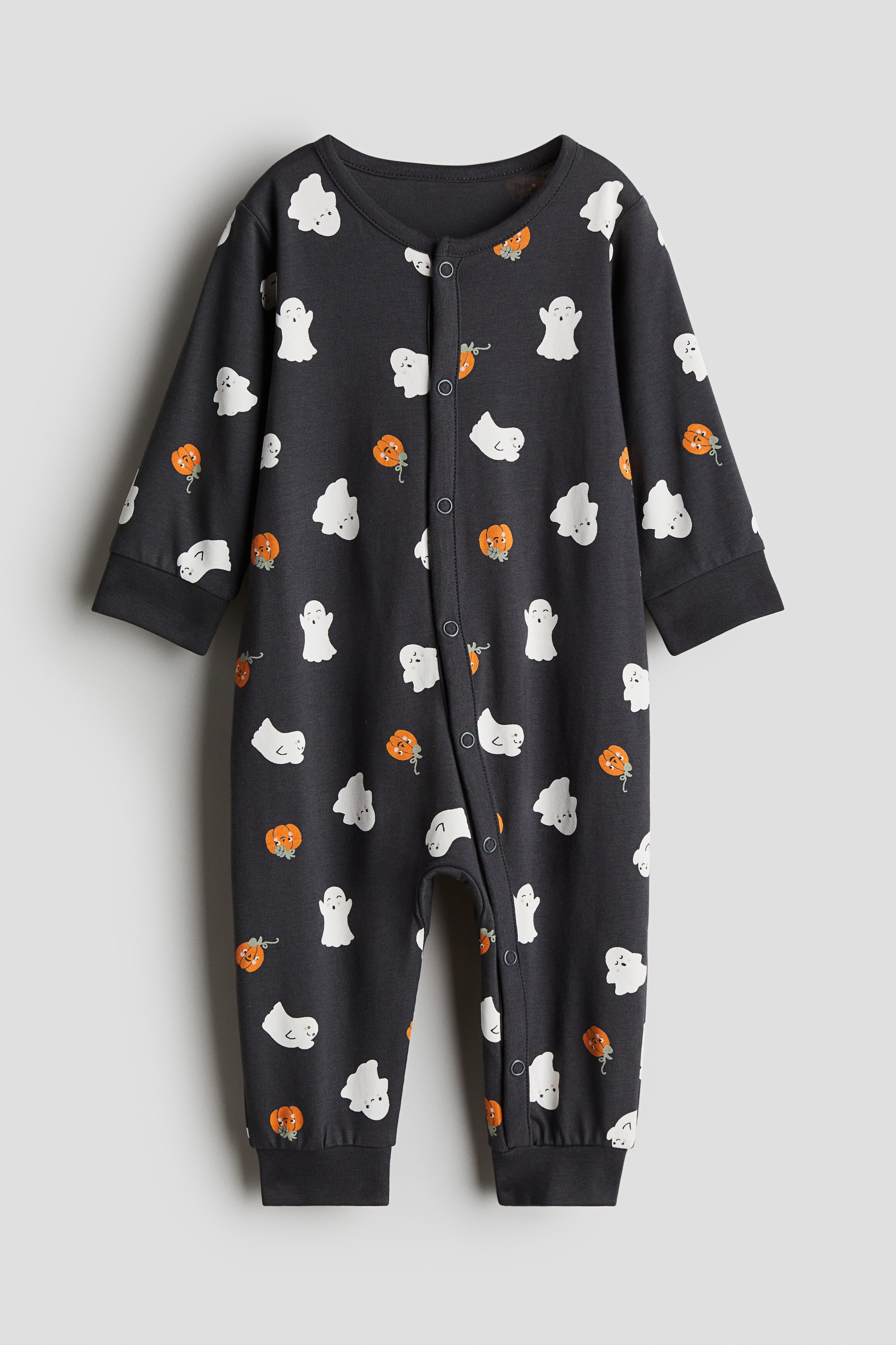 Dark gray/ghosts