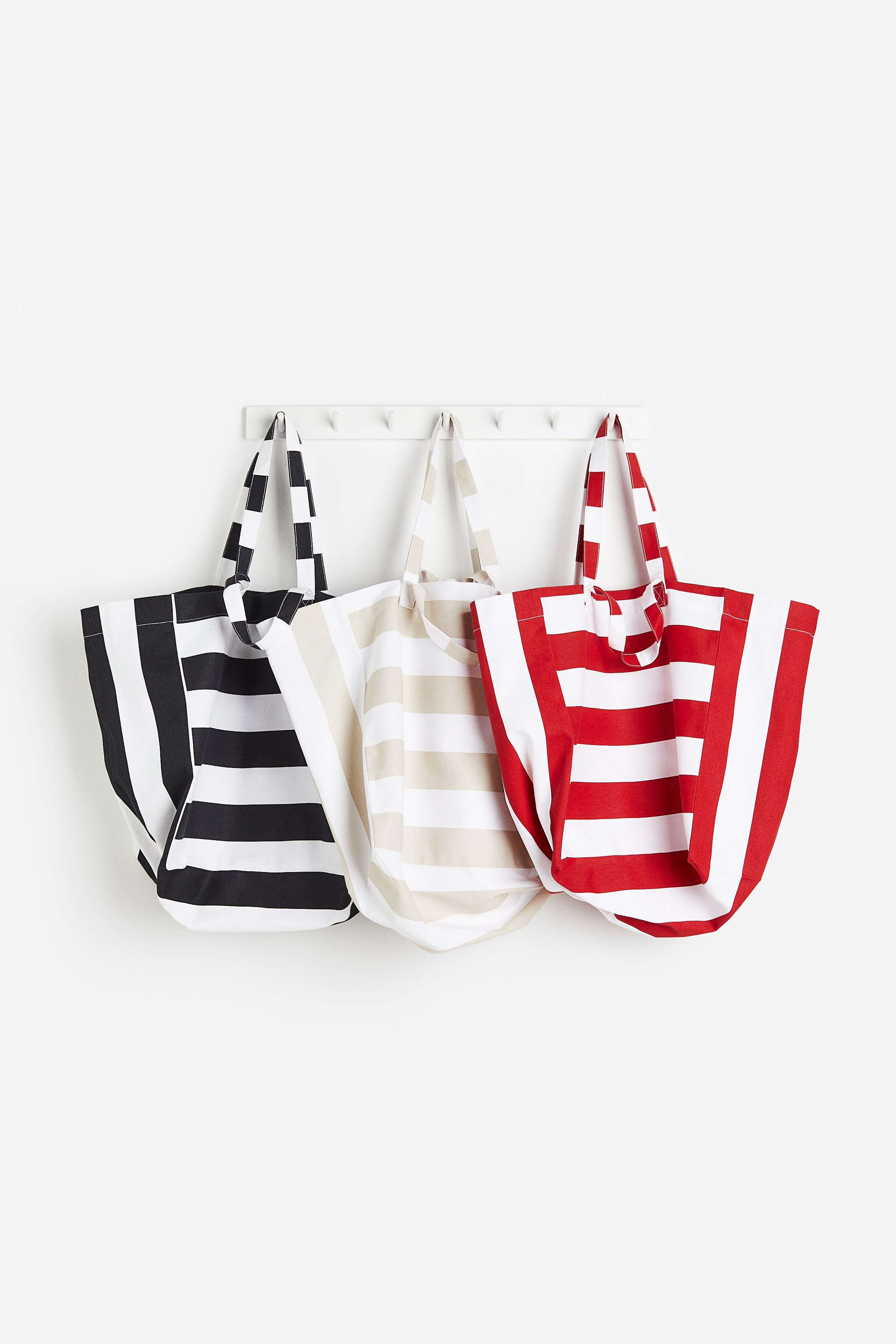 Black/striped
