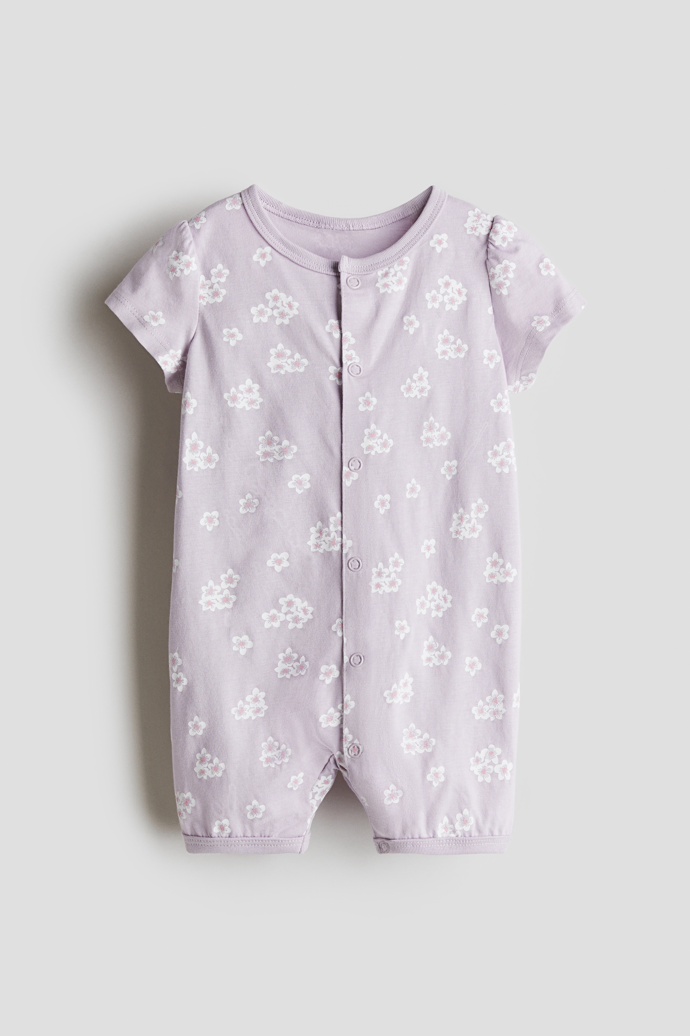 Light purple/floral