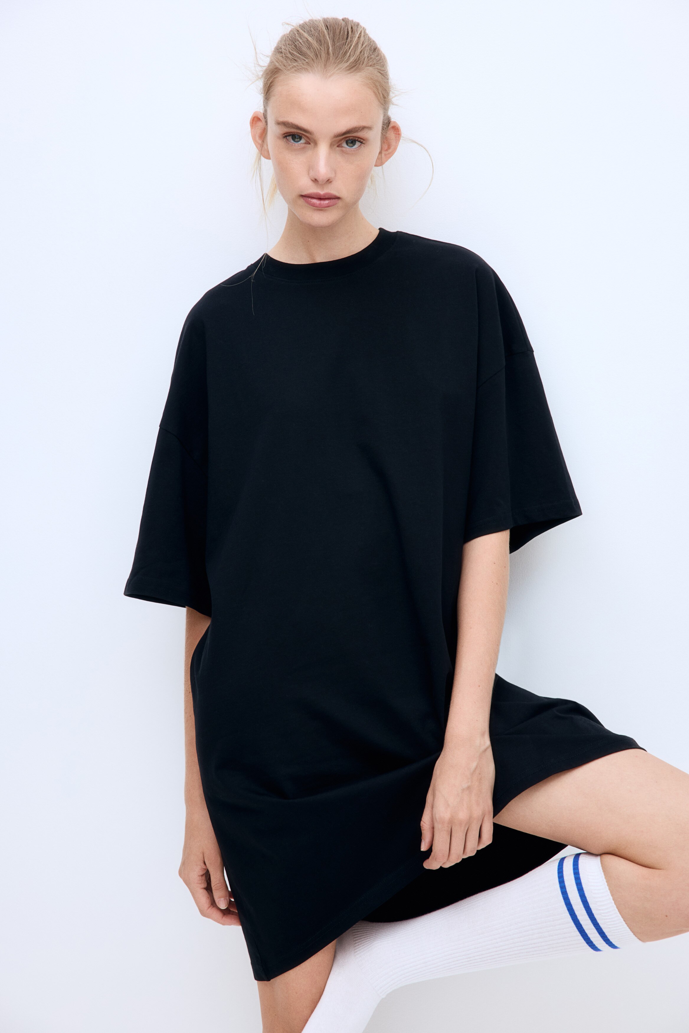 Платье-футболка оверсайз от H&M