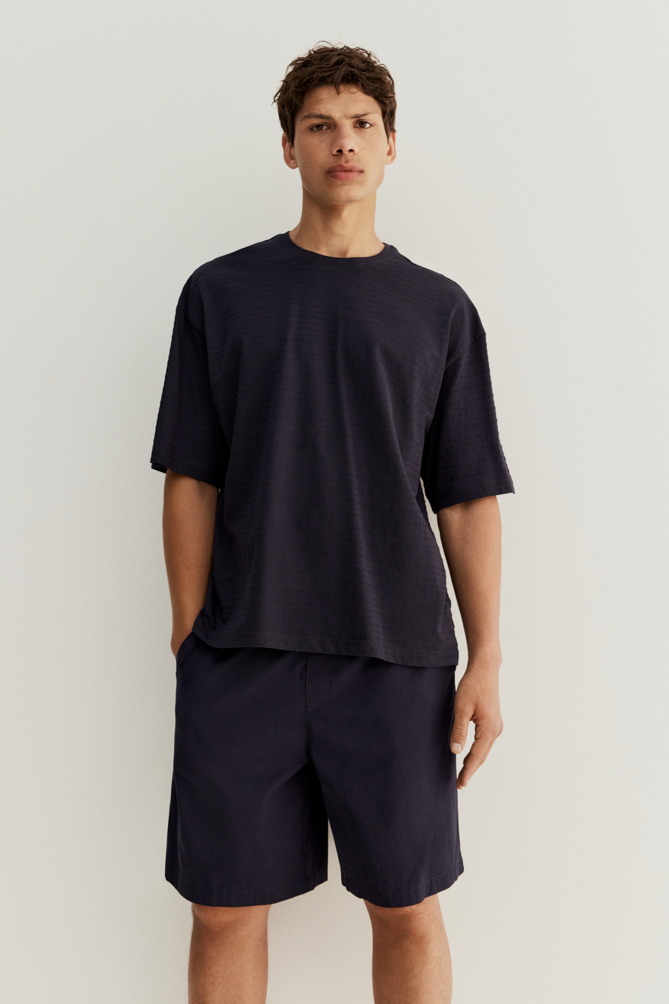 Пижамная футболка и шорты H&M
