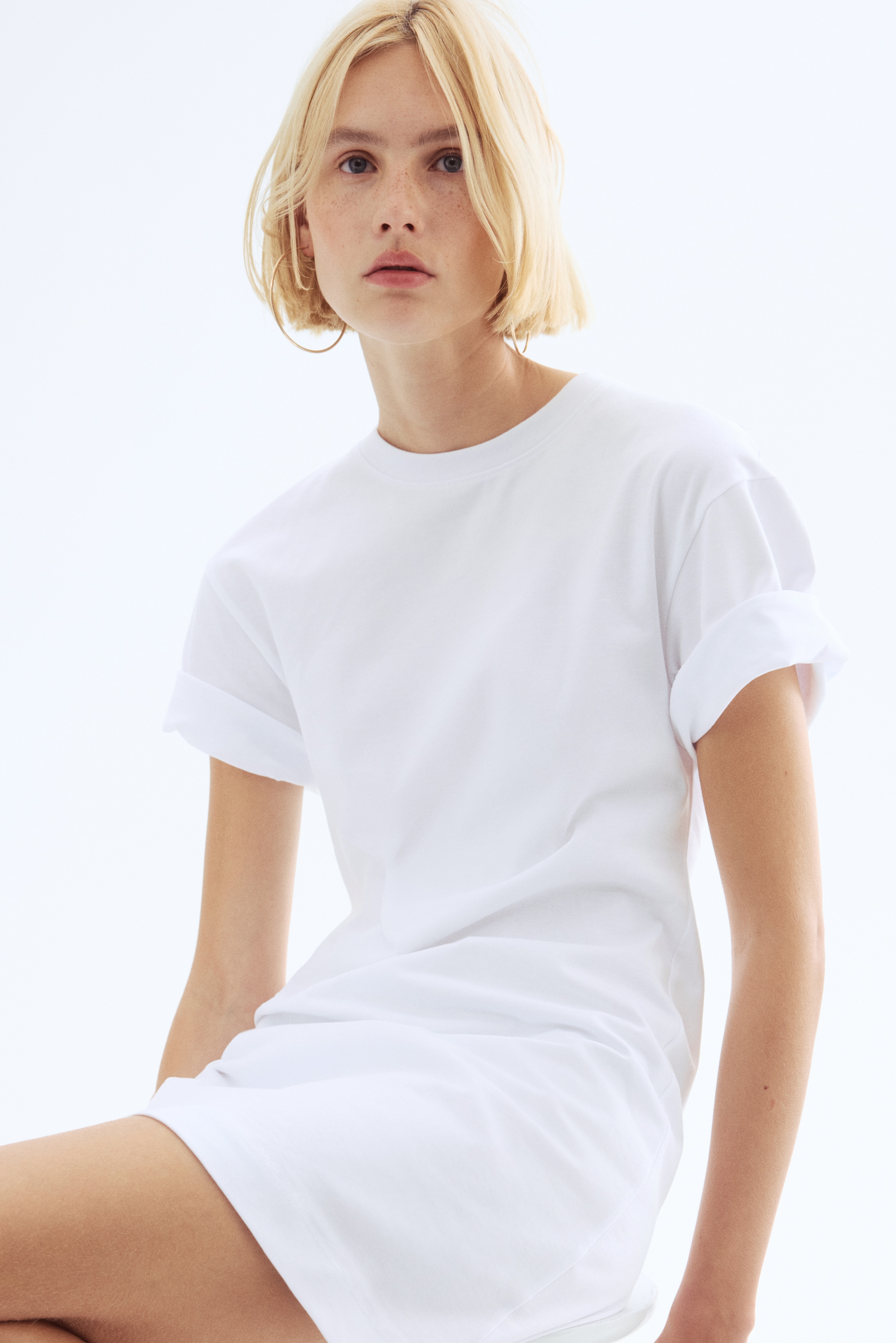 Платье-футболка H&M с завышенной талией