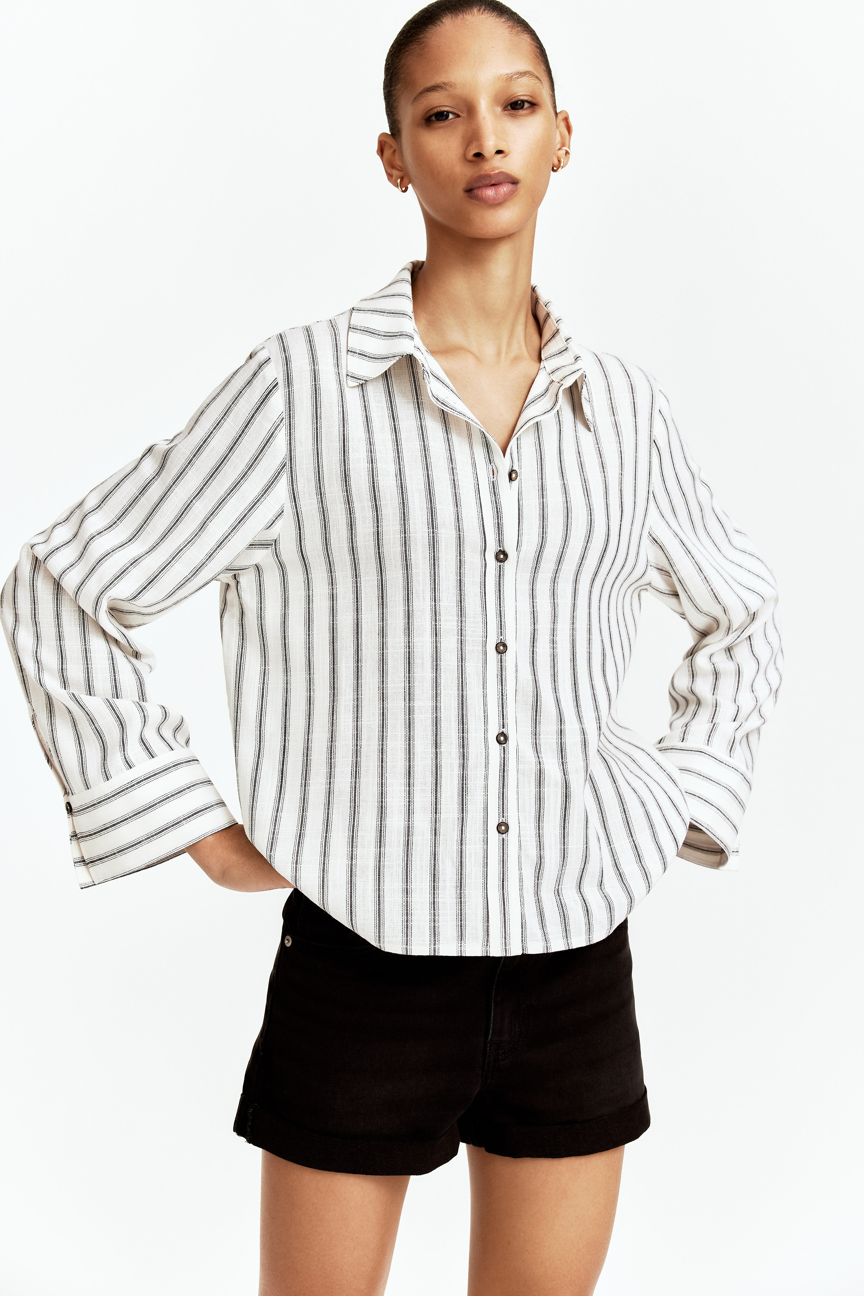 Воздушная рубашка от H&M
