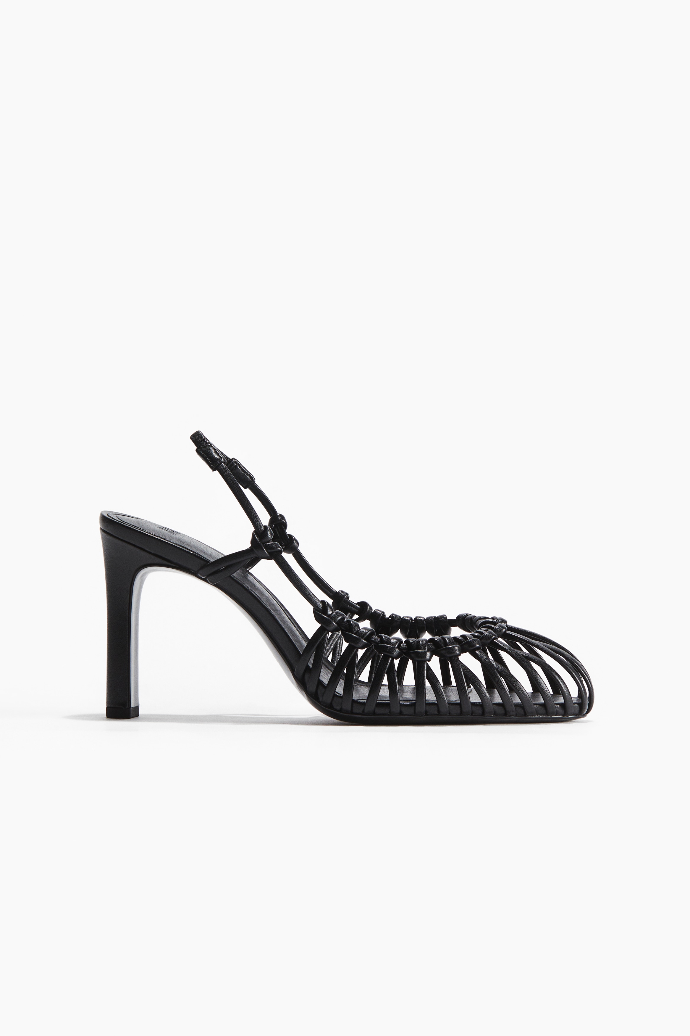 Босоножки H-M на каблуке с узлами 8590₽