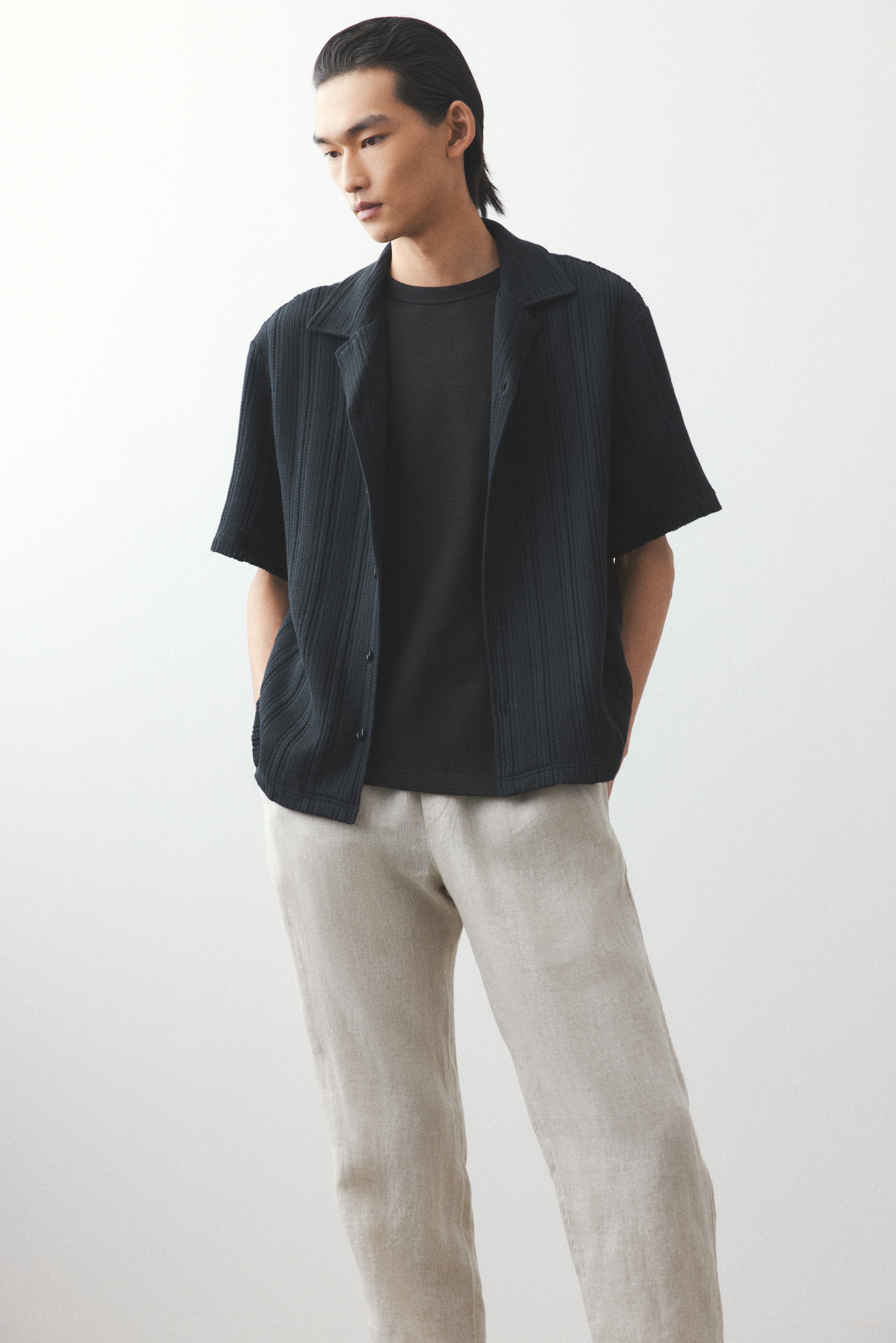 Льняные брюки обычного кроя от H&M