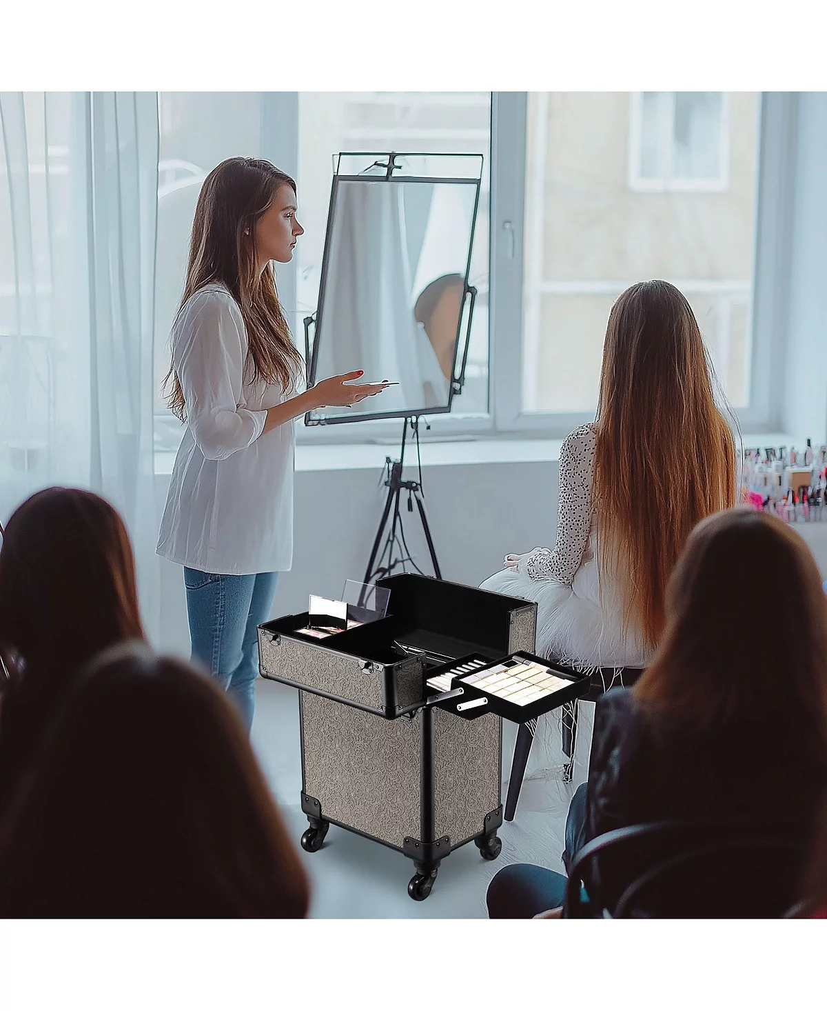 Органайзер для косметики Byootique на колесиках в стиле Рококо