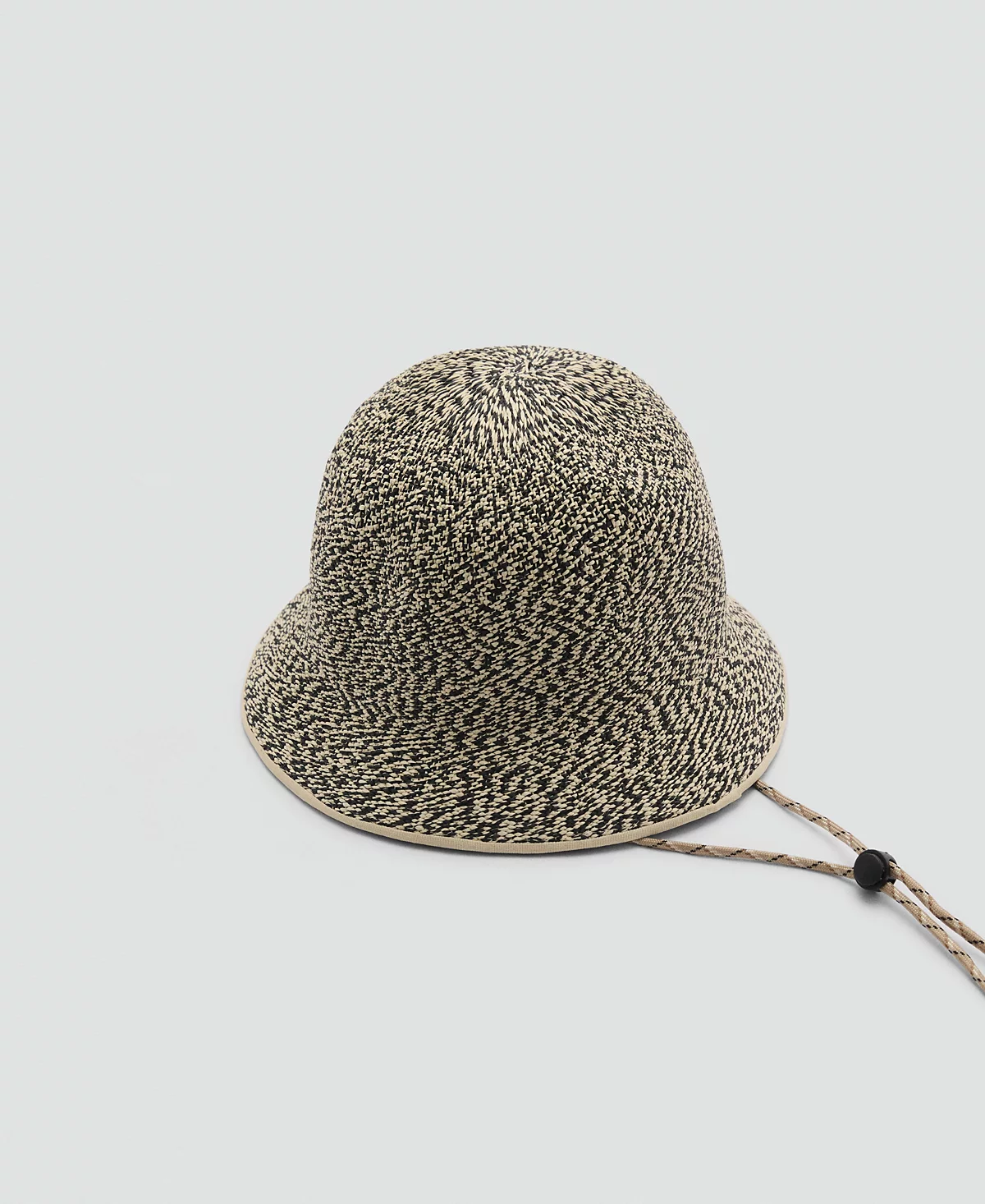 Мужская соломенная шляпа-ведерко Mango 9490₽