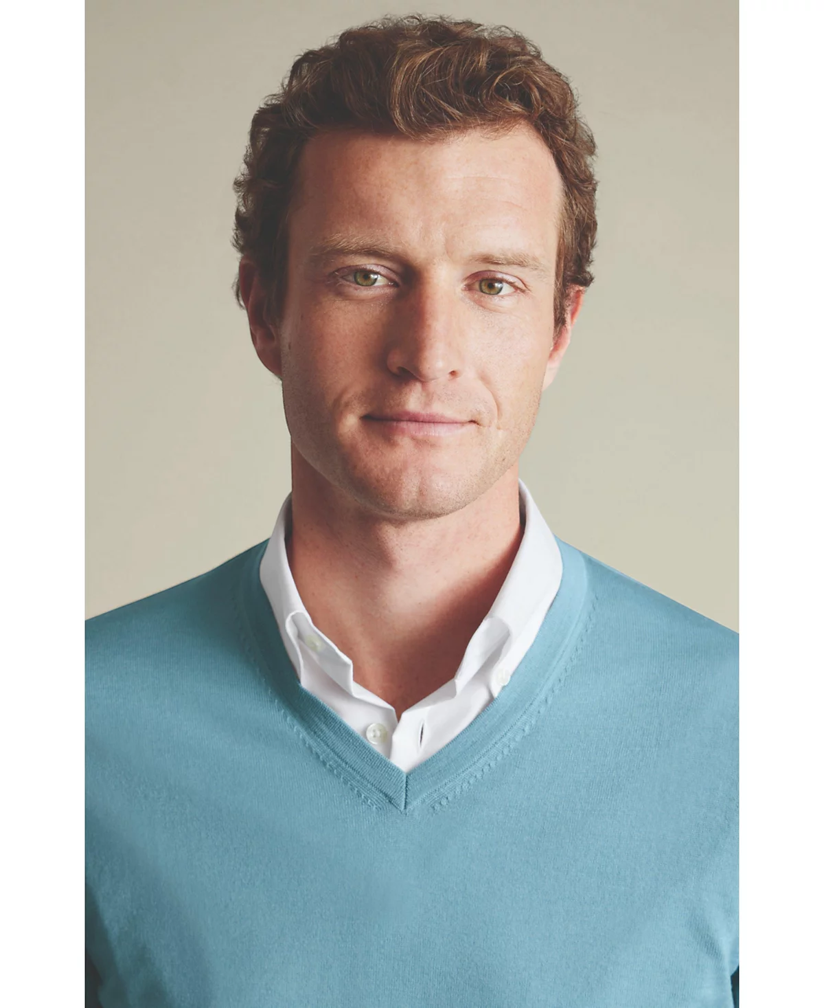 Мужской свитер Charles Tyrwhitt из мериноса с V-образным вырезом 24590₽