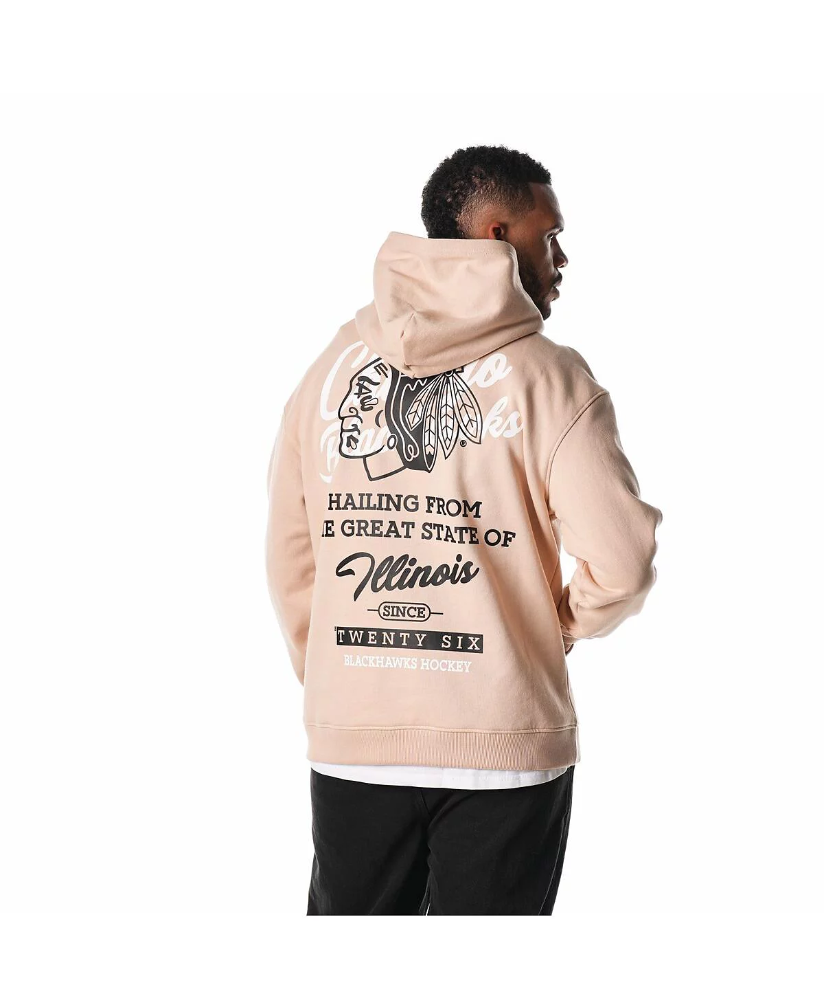 Мужская и женская толстовка-пуловер кремового цвета от The Wild Collective Chicago Blackhawks с капюшоном
