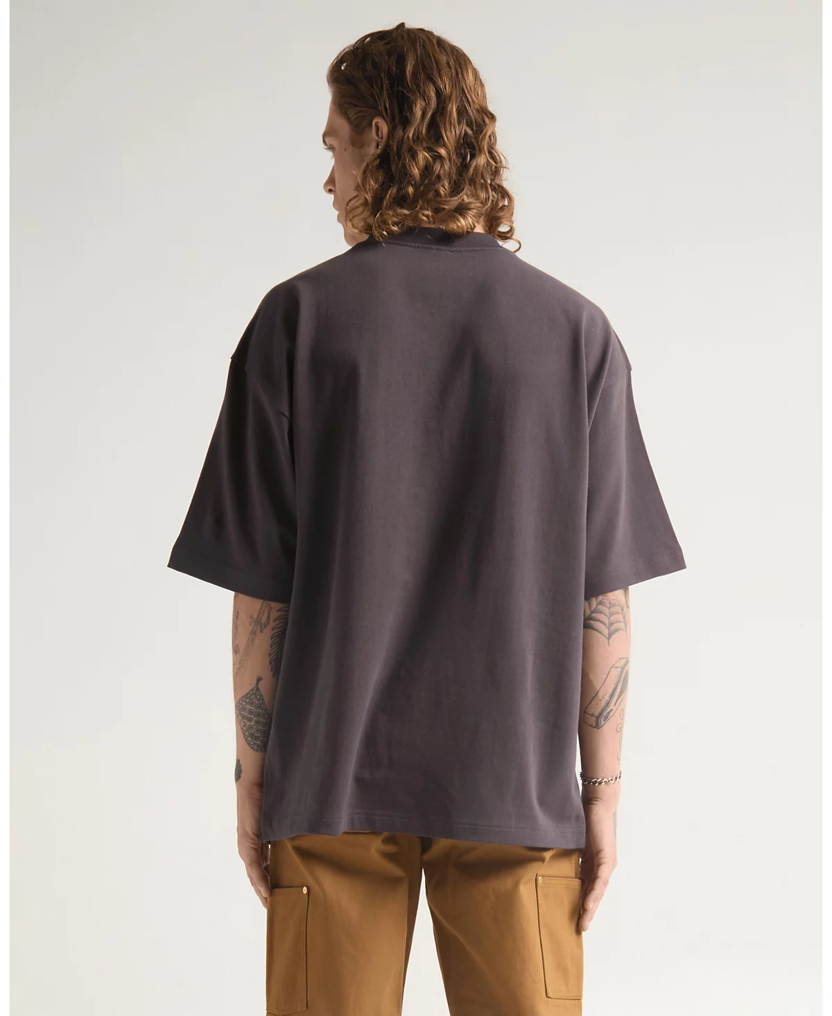 Дизайнерская футболка Shaka Wear для мужской одежды с краской 4790₽