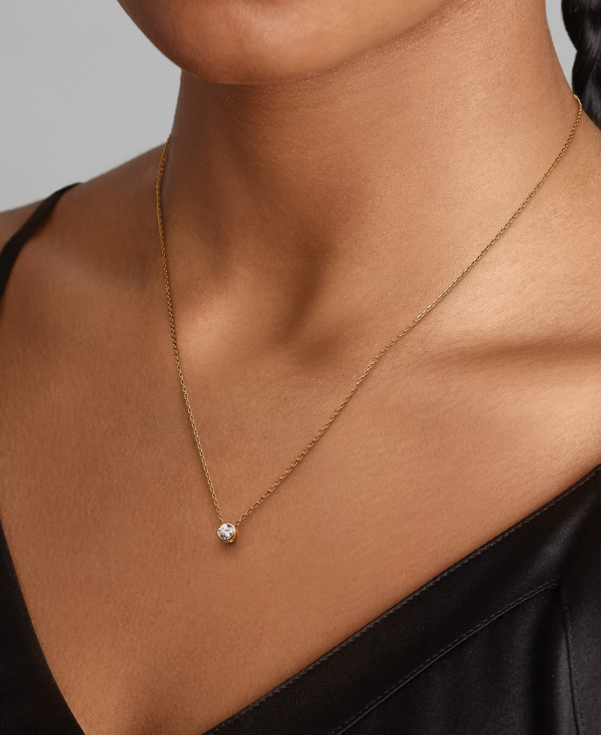 Ожерелье-подвеска с бриллиантовым ободком выращенным в лаборатории эпохи Пандоры 131290₽