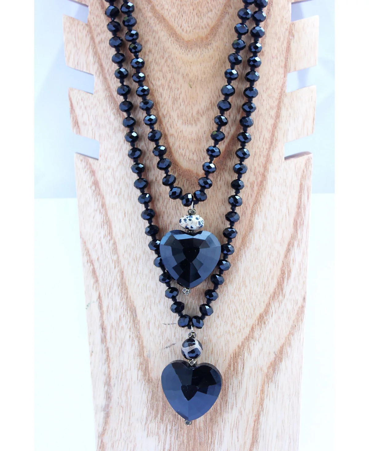 Майкл Гэбриэл разработал дизайн ожерелья в виде сердца Сиси