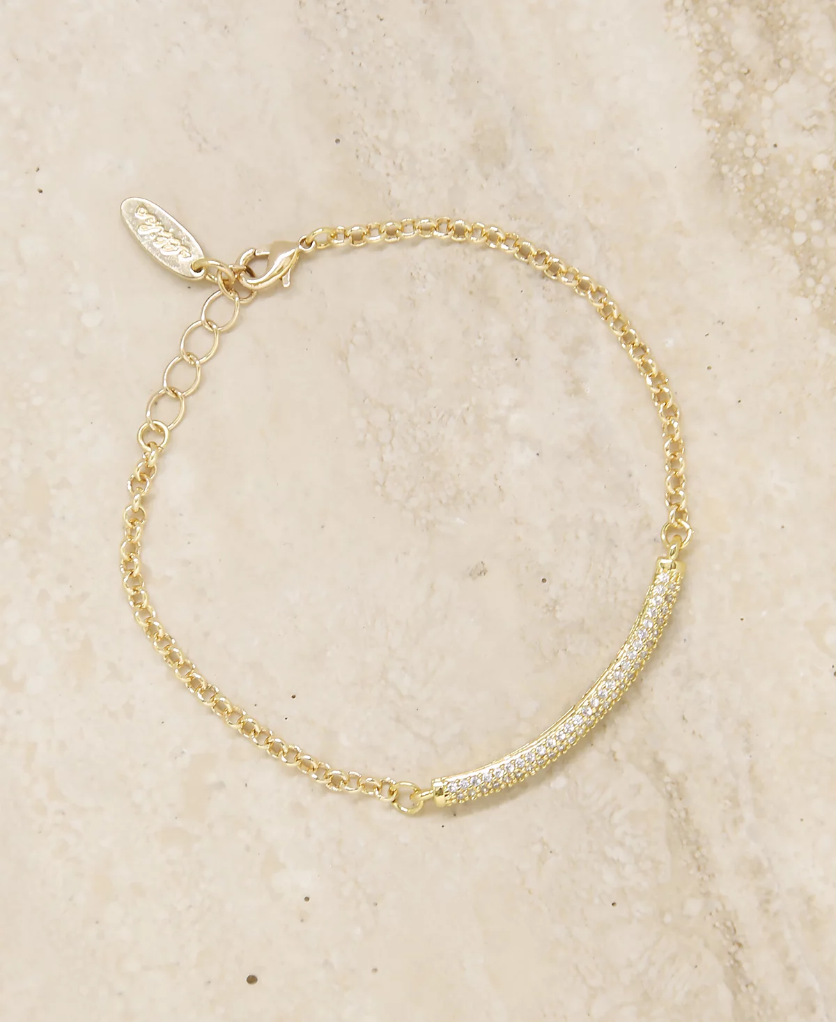 Женский браслет ETTIKA с тонкими вставками 7590₽