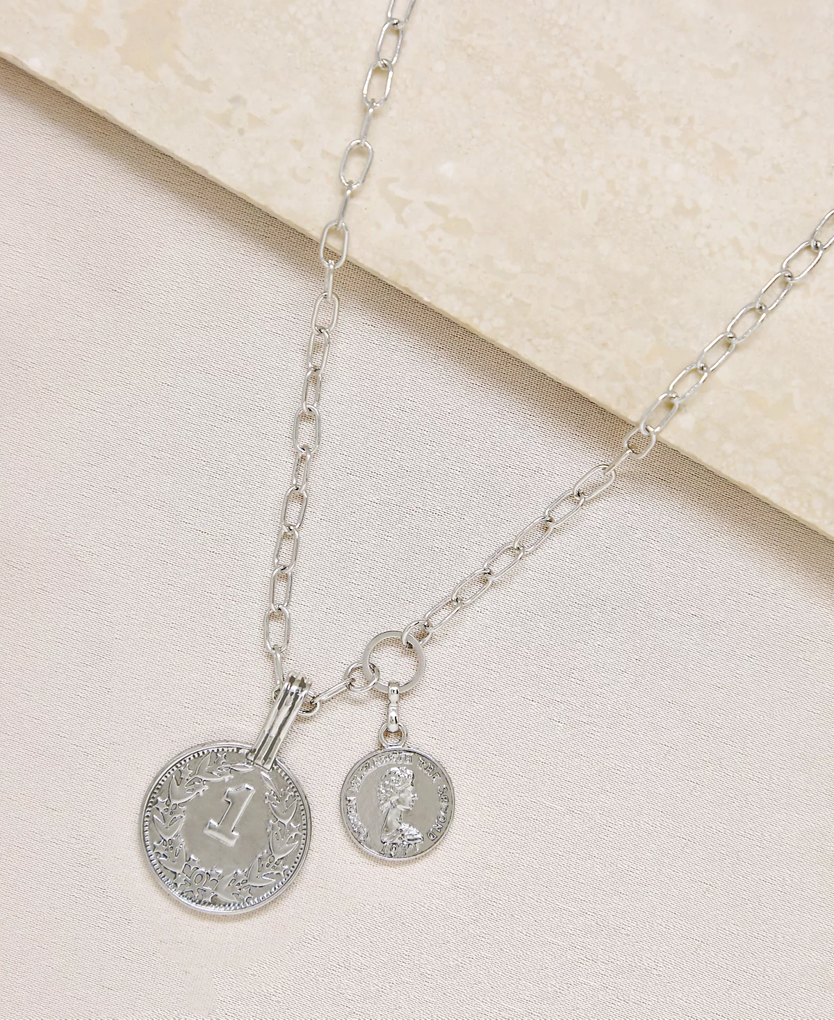 Женское колье на цепочке с монетами ETTIKA Simplicity 7590₽