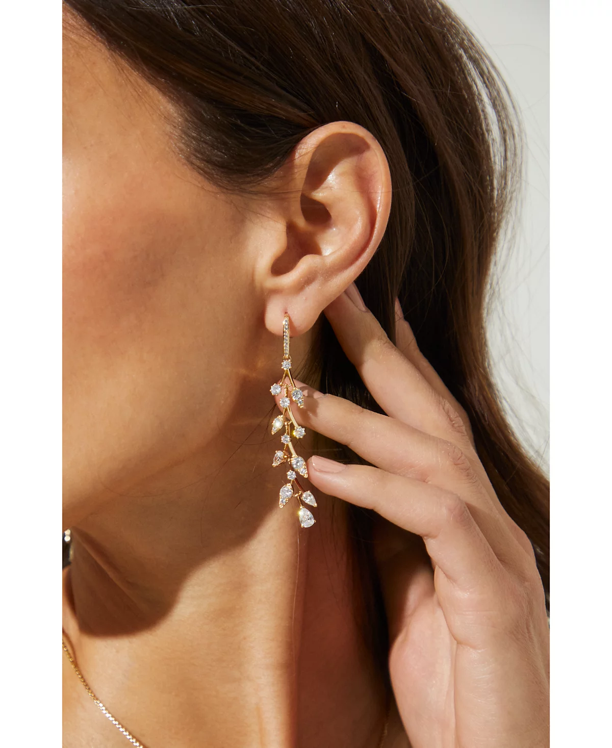 Серьги-капли Eliot Danori с обратной стороны из кубического циркония 16190₽