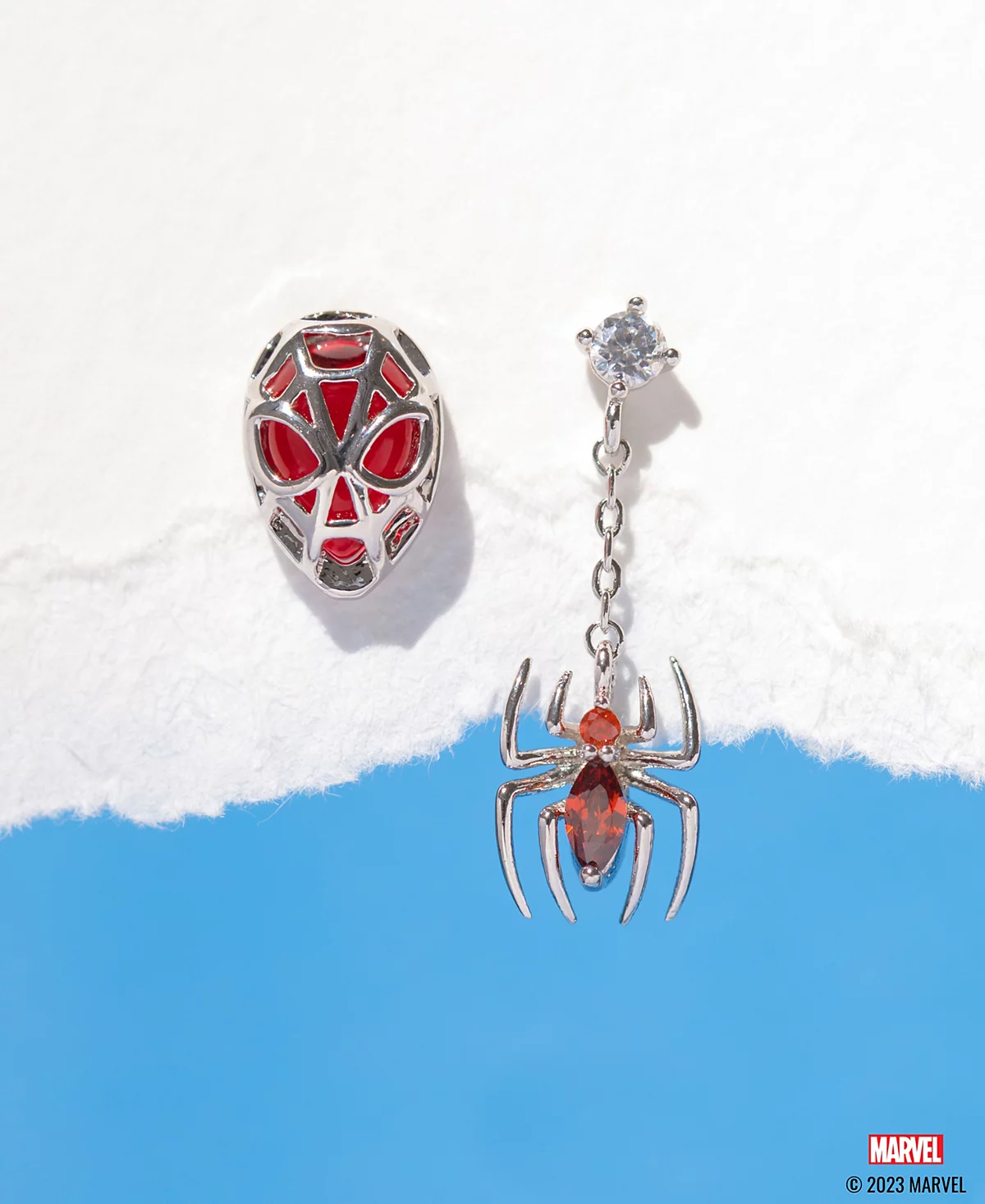 Серьги-гвоздики и капли с изображением человека-паука несоответствующего цвета для девочек