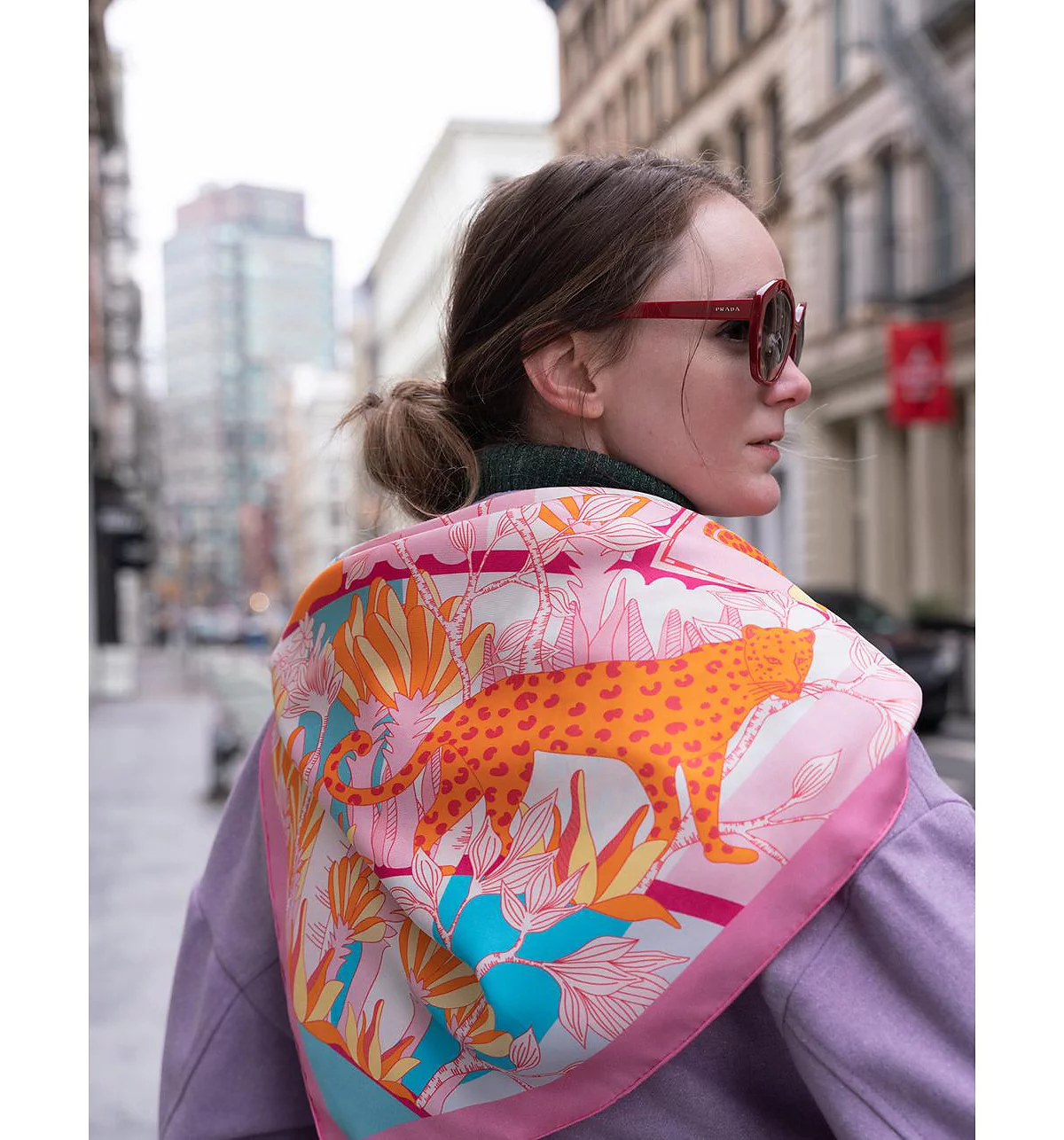 Джесси Чжао (Jessie Zhao) Нью-Йоркский двусторонний шелковый шарф из коллекции 