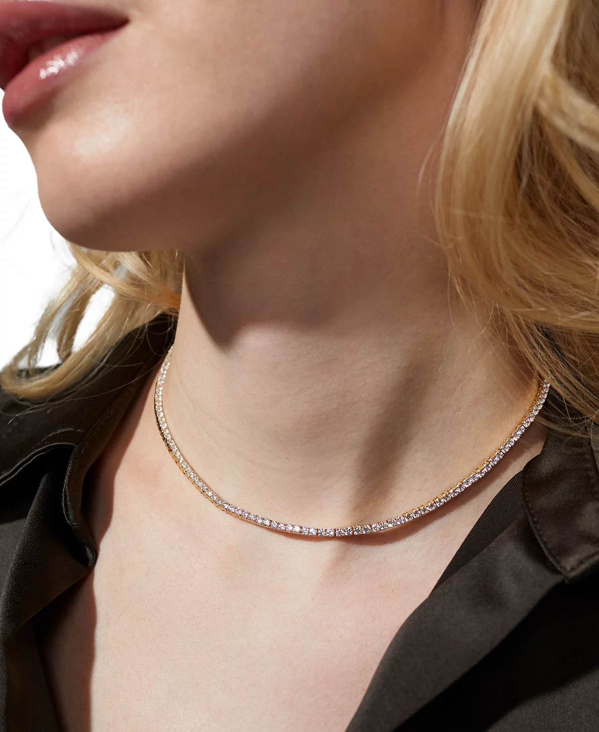 Теннисное колье Eliot Danori с 18-каратным позолотой и фианитами диаметром 16 дюймов созданное для Macys 37090₽