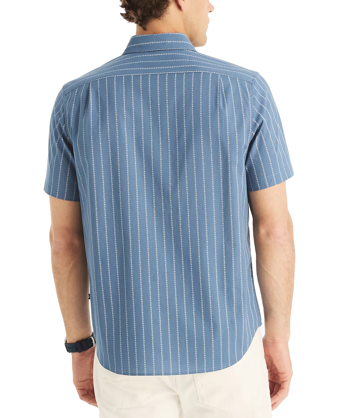 Мужская рубашка на пуговицах в классическую полоску Nautica классического кроя 7890₽