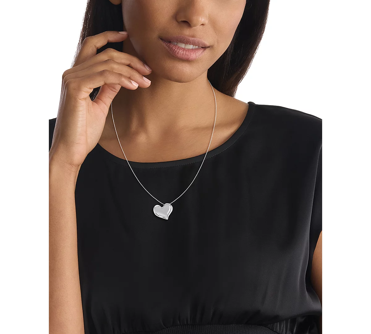 Колье с подвеской в виде сердца с логотипом Calvin Klein из нержавеющей стали удлинитель 22 дюйма 2 дюйма 15190₽