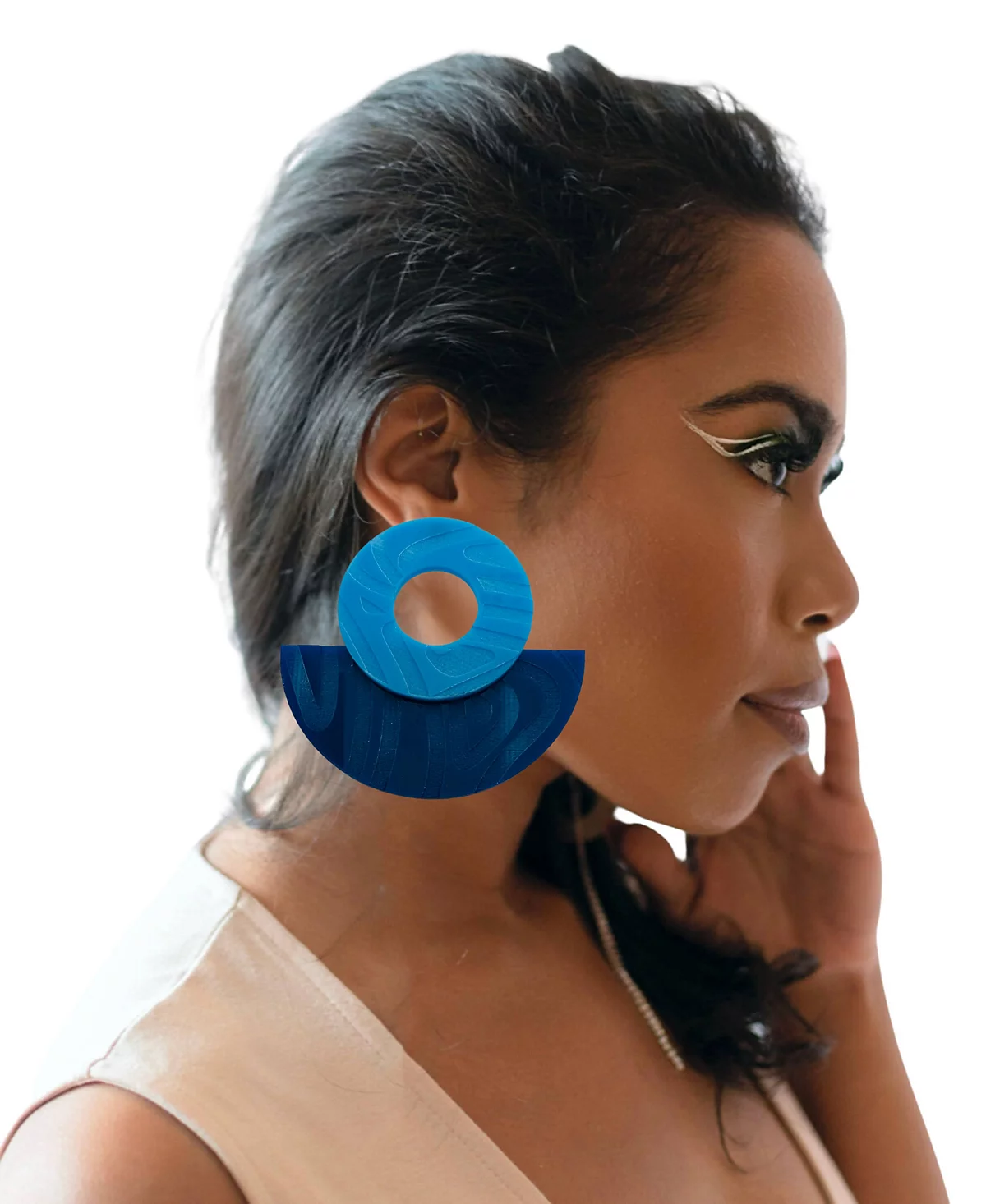 Шикарные дизайнерские серьги в виде полумесяца