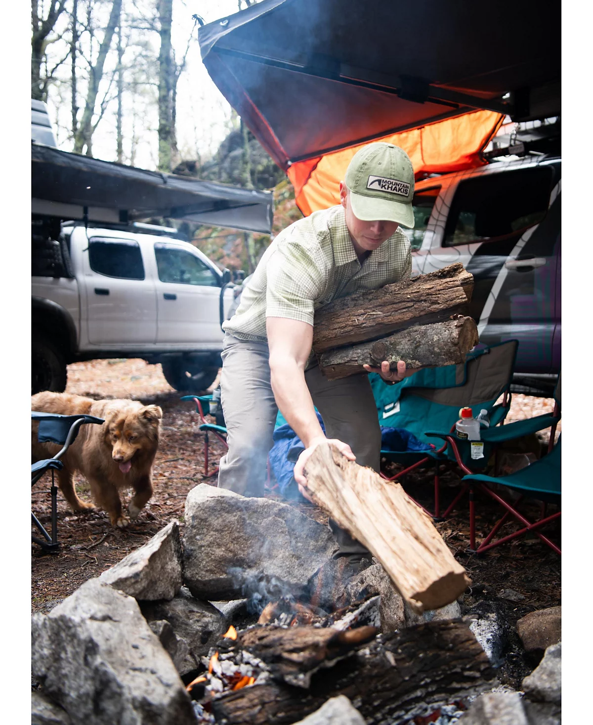 Мужская тканая рубашка Nebo цвета горного хаки с коротким рукавом 13290₽