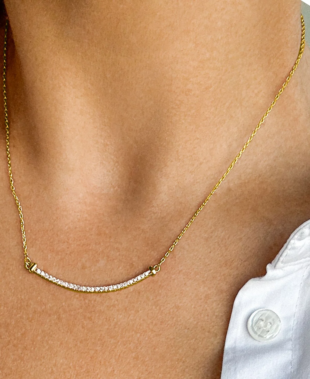 ADORNIA Gold Curved Bar Necklace 2590₽