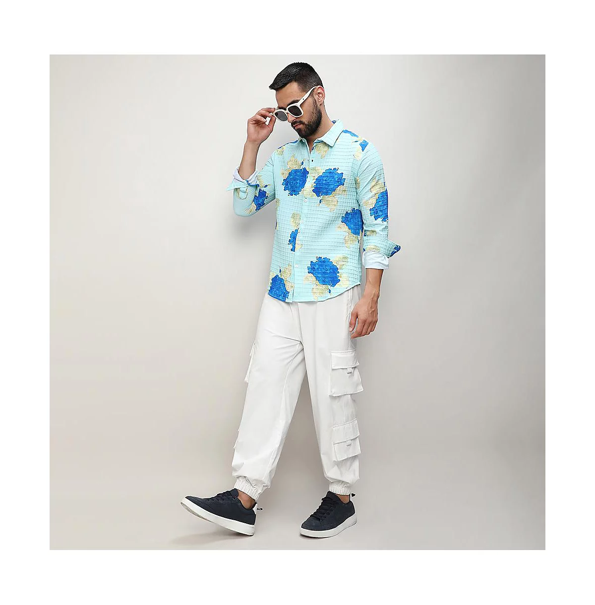 Mens Light Blue Hydrangea Foliage Shirt 10390₽