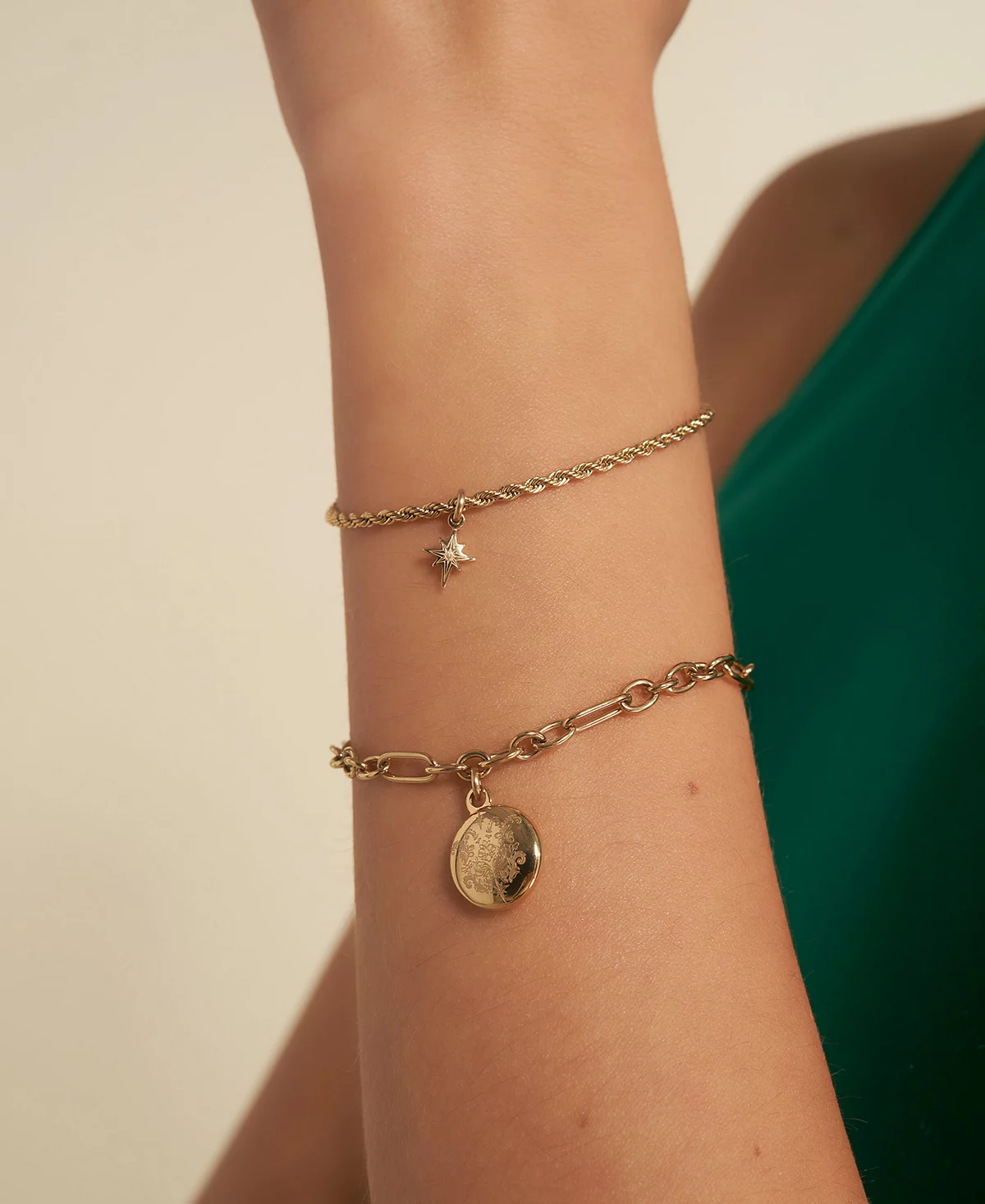 Женский позолоченный браслет с несколькими цепочками Ever Stacked от Olivia Burton для женщин