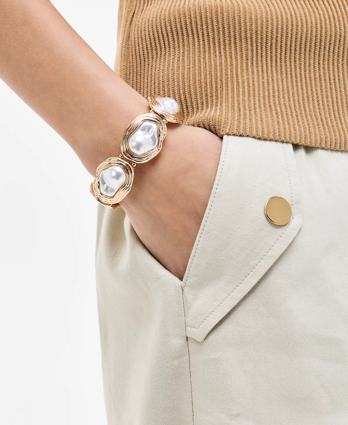 INC International Concepts Gold-Tone Mother-of-Pearl Stretch Bracelet Exclusively at Macys 5990₽