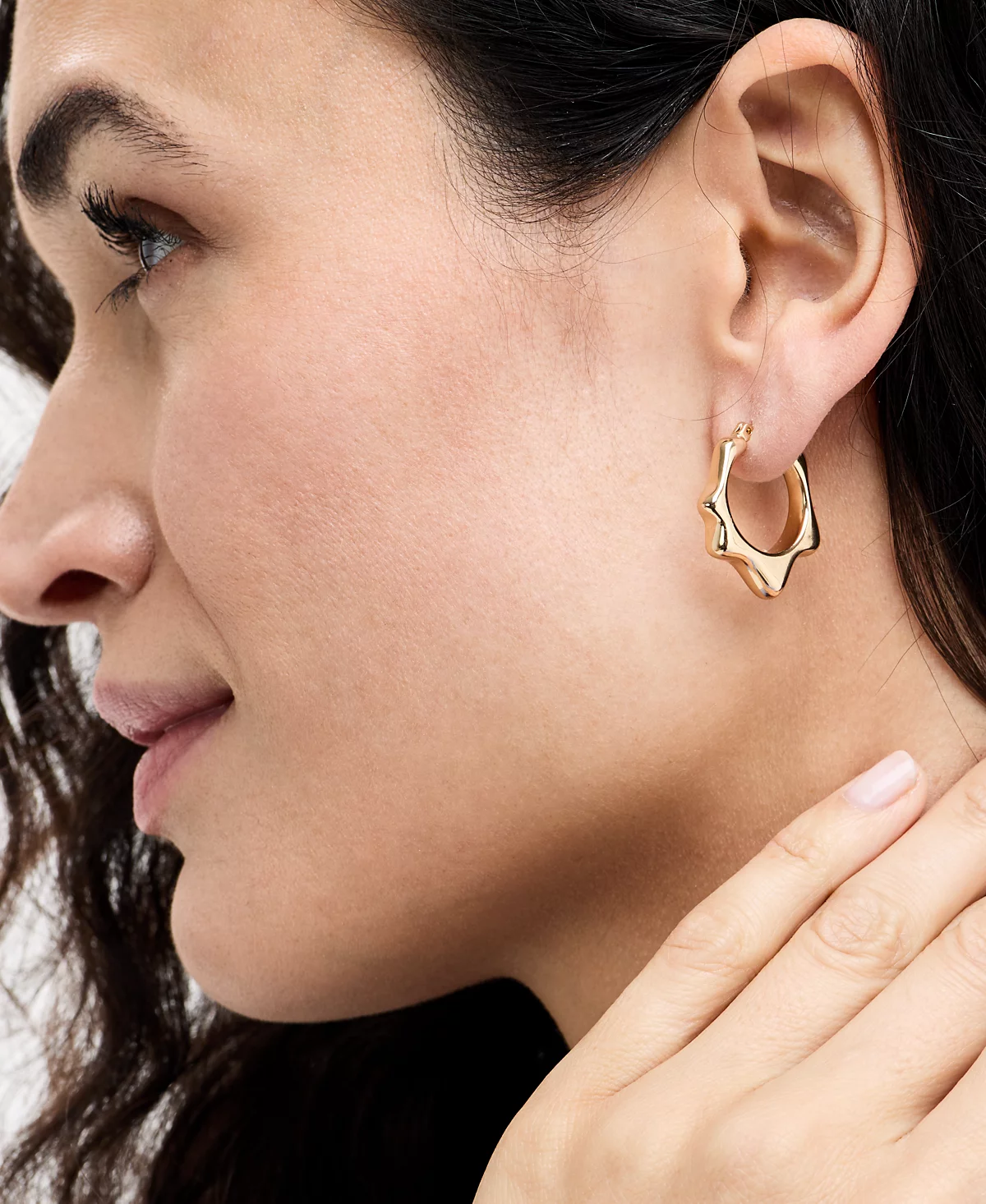 On 34th Wavy Gold-Tone Hex Hoop Earrings Exclusively at Macys 4490₽