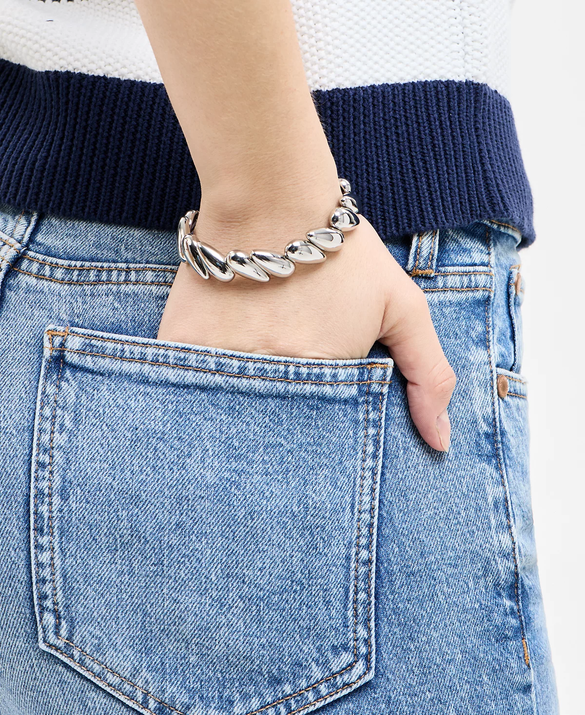 On 34th Puffy Silver-Tone Teardrop Stretch Bracelet Exclusively at Macys 5990₽