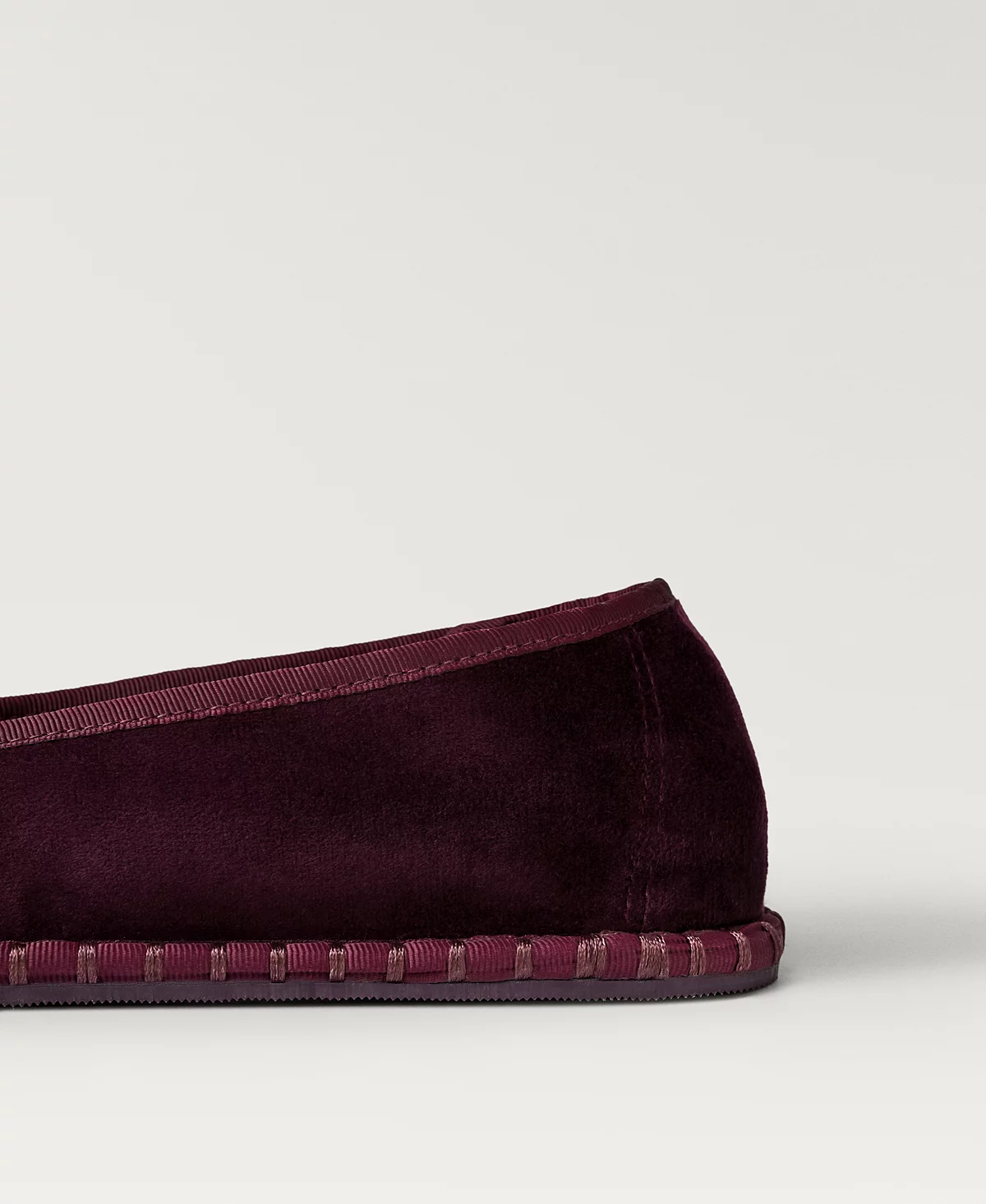 Mango Womens Velour Slippers 11390₽