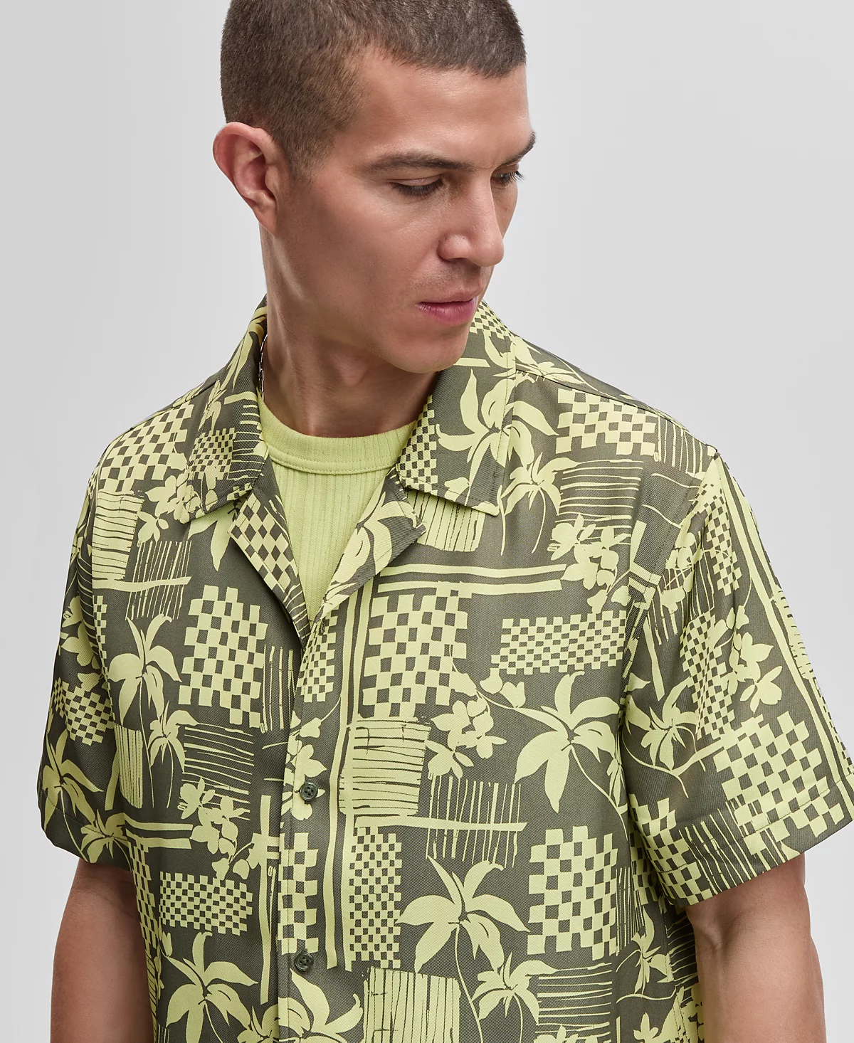Mode of One Mens Short-Sleeve Vacation Palm Camp Collar Shirt Exclusively at Macys 6690₽