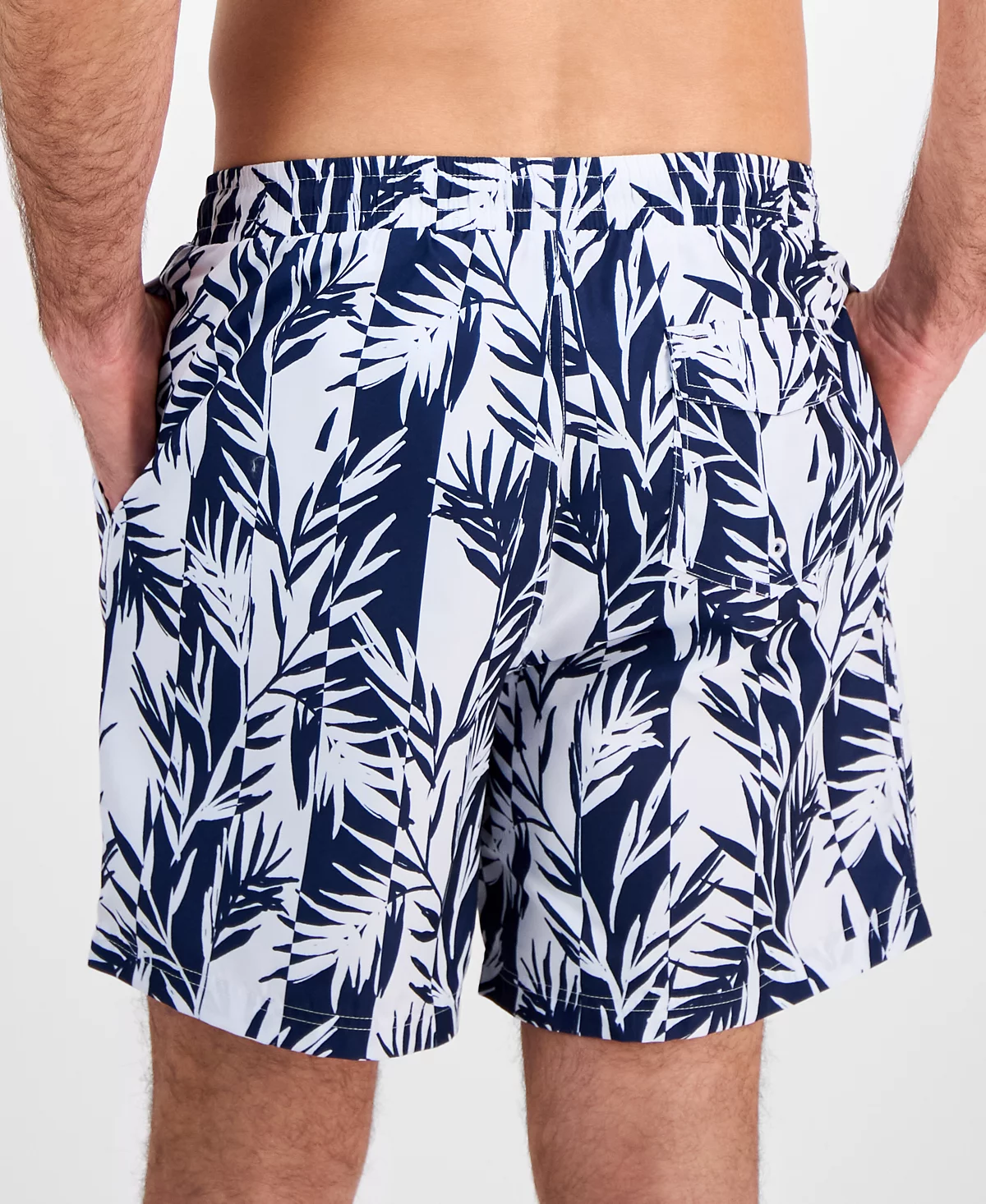Club Room Mens Tropical Leaf-Print Swim Trunks Exclusively at Macys 3790₽