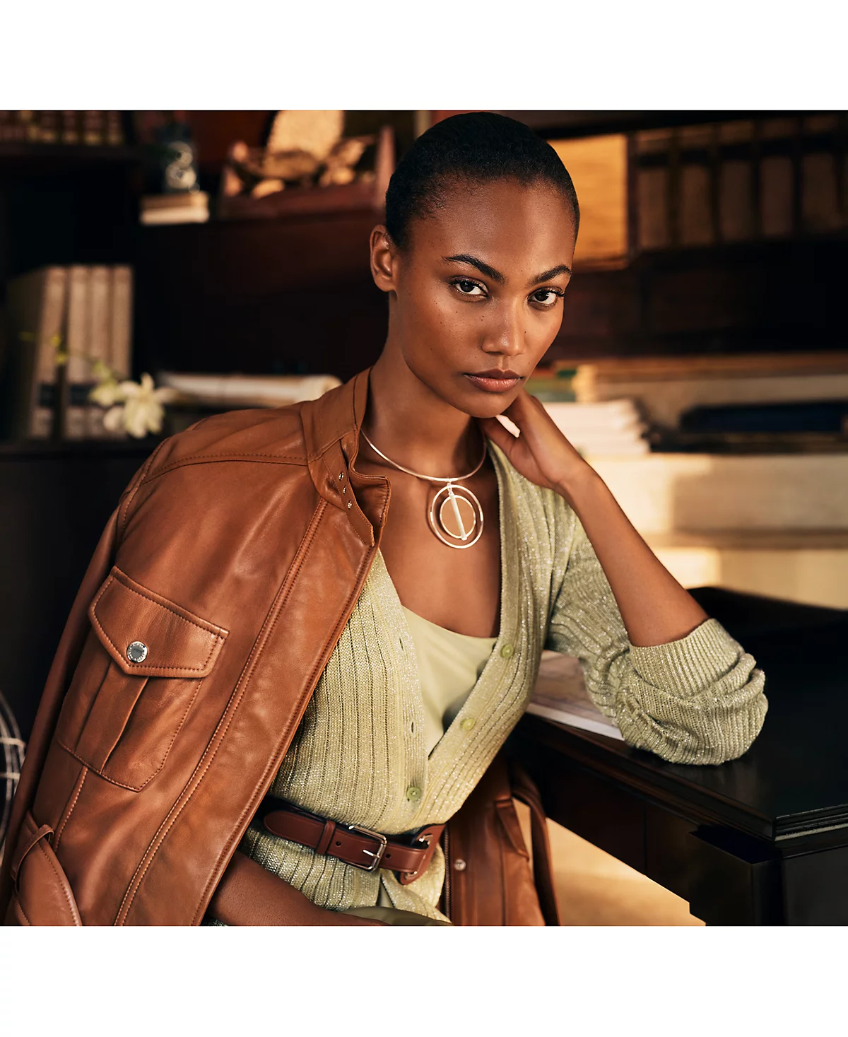 Lauren Ralph Lauren Silver-Tone Leather Disc Circular 16 Pendent Necklace 7390₽