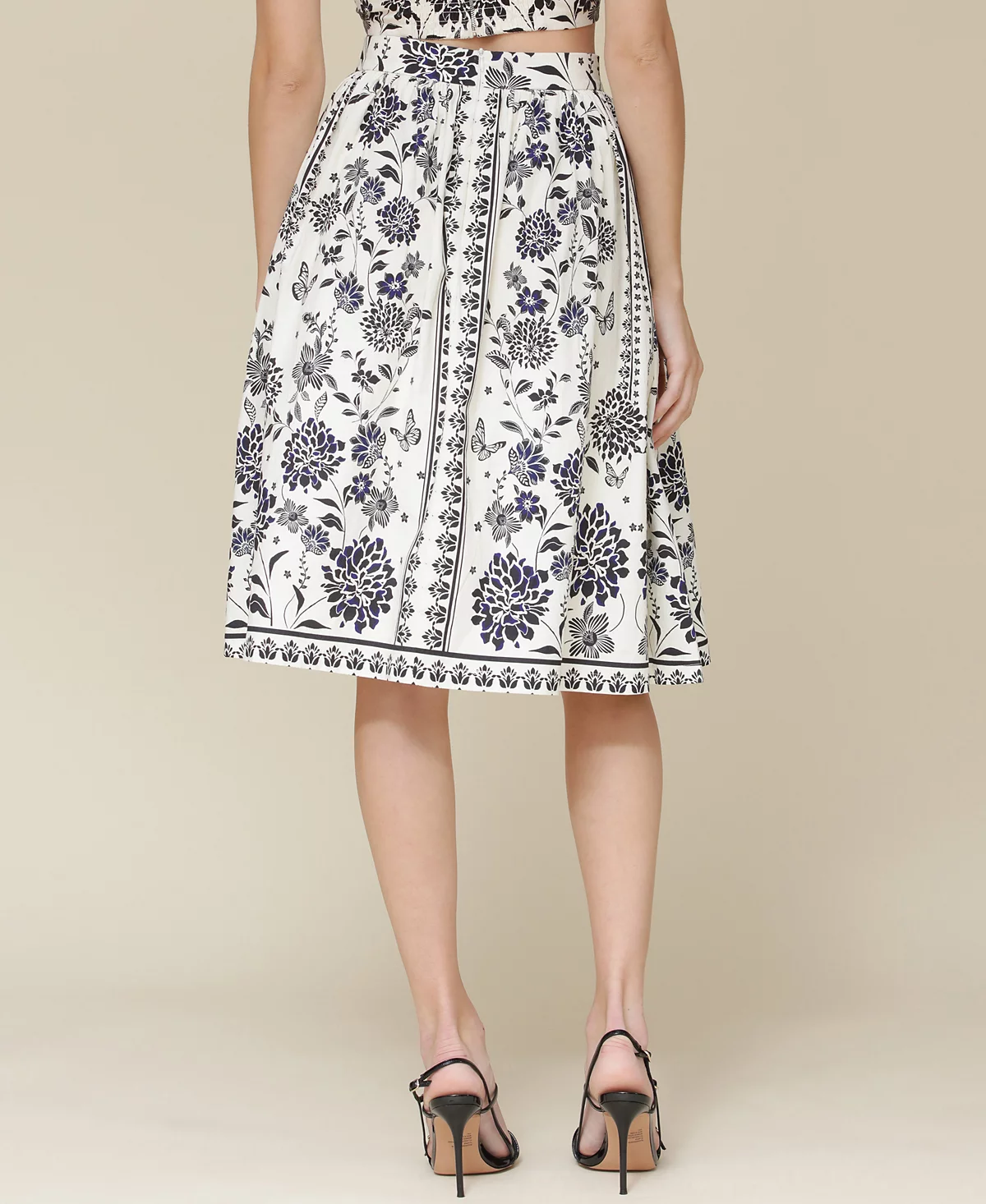 Avec Les Filles Women's Lace-Trimmed Cropped Corset Top - Printed Gathered Skirt