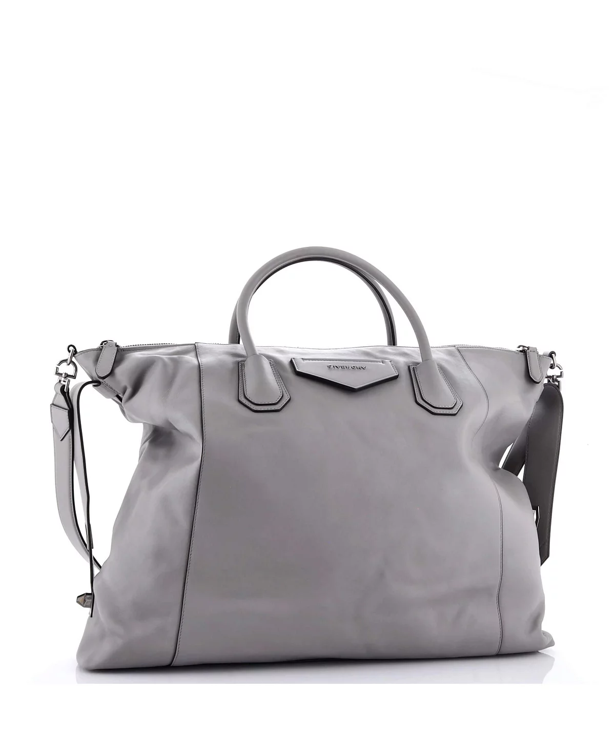 Pre-Owned Givenchy XL Antigona Soft Bag Leather 275990₽