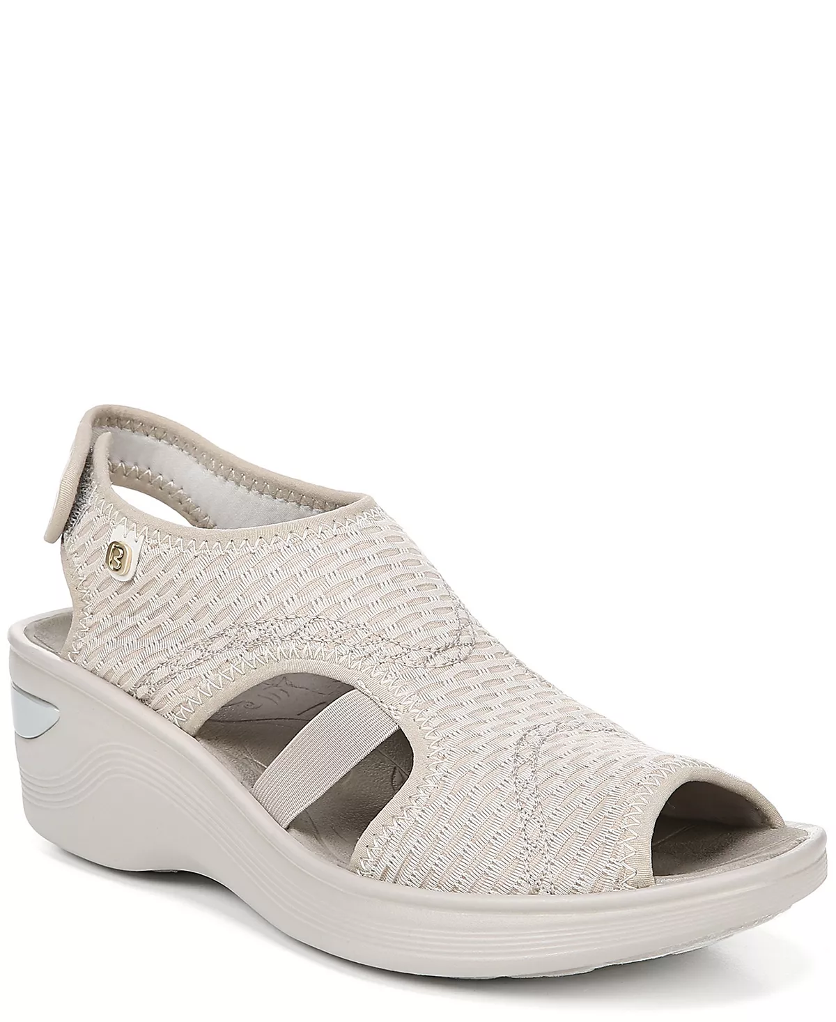 Моющиеся босоножки на танкетке BZees Dream 17090₽