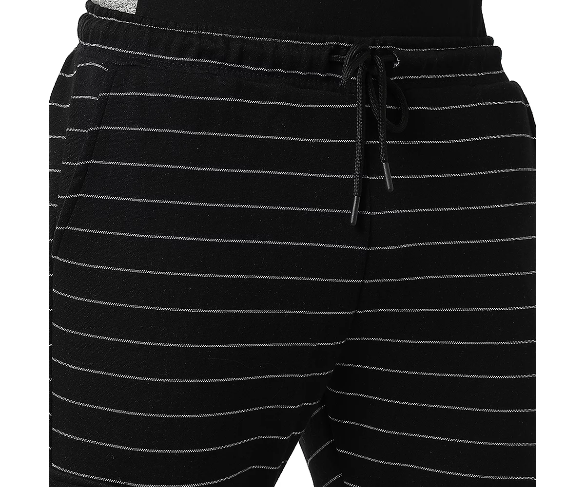 Повседневные мужские джоггеры Campus Sutra в черную горизонтальную полоску 7390₽