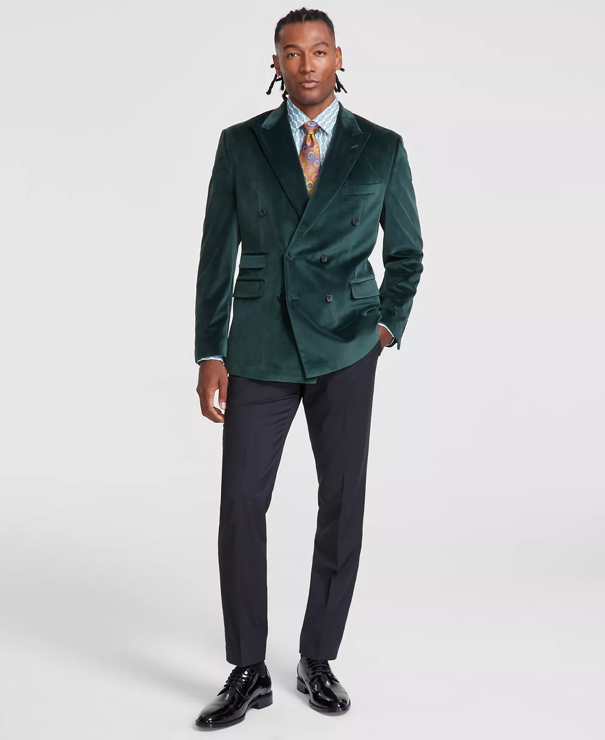 Мужской бархатный смокинг классического покроя 18990₽