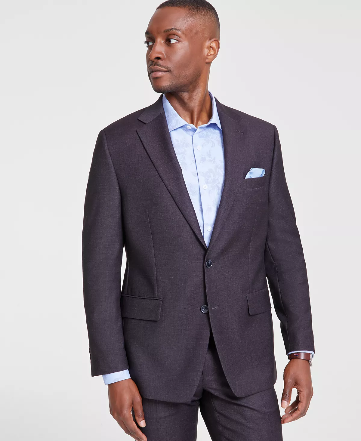 Мужской костюм классического покроя с отделкой 5690₽